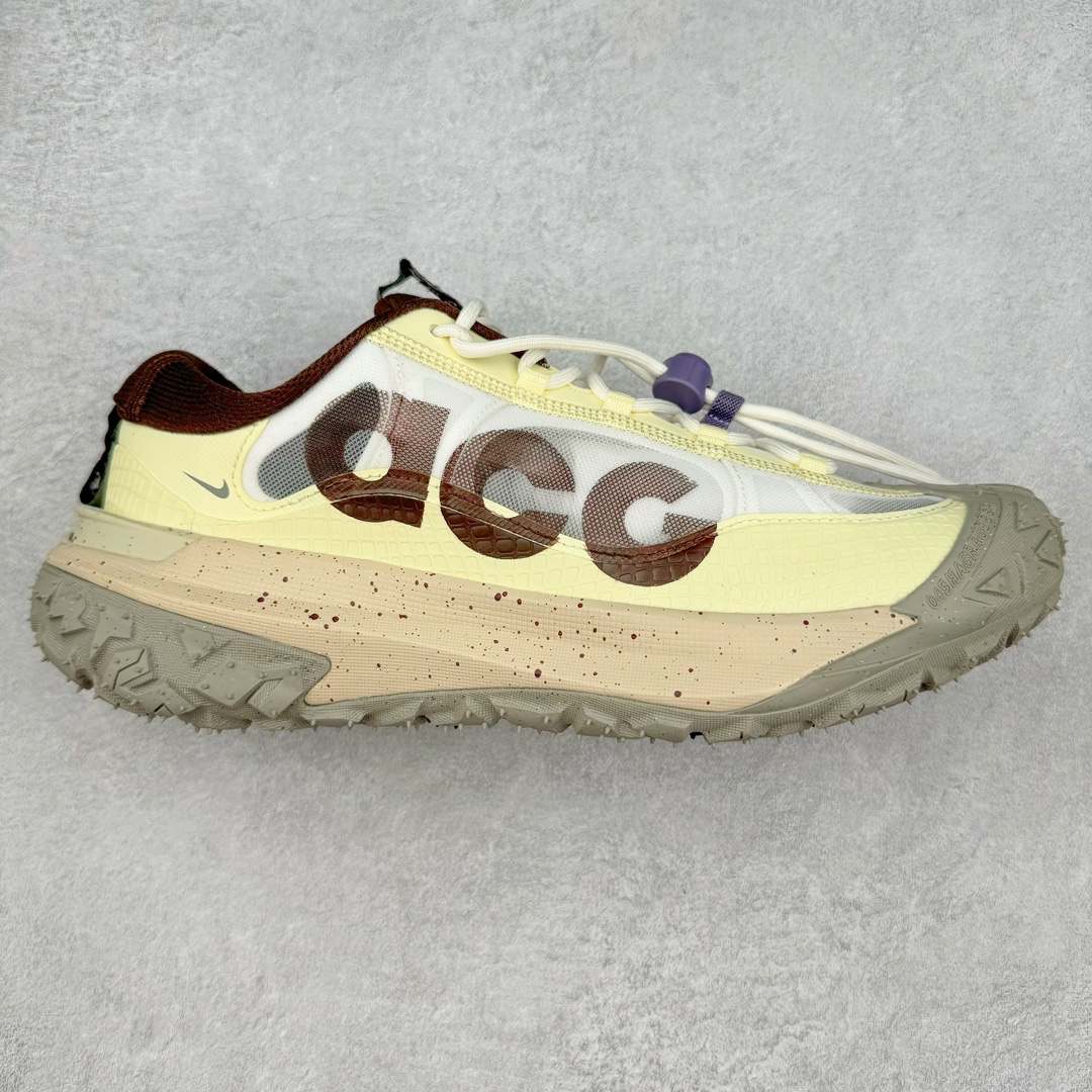 ＃AW纯原 NK ACG Mountain Fly 2 SE 复古潮流户外登山鞋防水慢跑鞋 HF5700-121 全新来袭 该款沿袭前代高帮版型的设计传统 轻盈鞋面结合灵巧的脚踝包裹设计 为双足打造出一体化的舒适脚感 助力轻松畅行 中底融入柔软的React泡棉与Vaporfiy 科技 让你在岩石小径徒步时也像行走在都市般轻松舒适 粘性橡胶大底铸就了攀岩级别的出众抓地力 助你从容面对各种环境挑战 尺码：36 36.5 37.5 38 38.5 39 40 40.5 41 42 42.5 43 44 44.5 45 46-选品中心