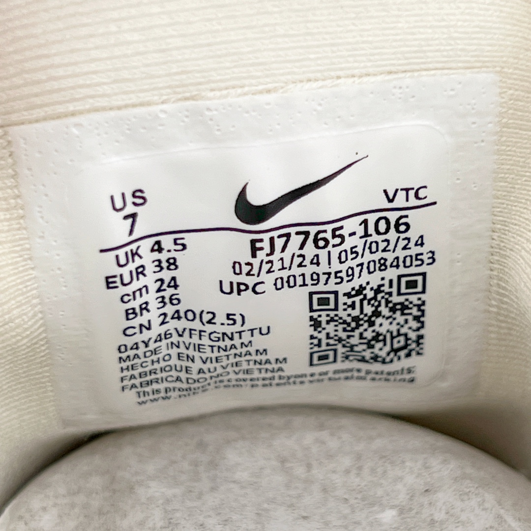 图片[13]-＃TG纯原 NK Journey Run 旅程慢跑系列低帮轻质缓震休闲运动公路跑步鞋 FJ7765-106 采用科技织法轻盈织物合成鞋面材质 搭载柔软厚实ComfiRide 泡绵缓震组合外置防滑耐磨橡胶底片 穿上 Journey Run 公路跑步鞋 尽情畅跑 享受每一步的风景 搭载柔软厚实的 ComfiRide 泡绵缓震配置 助你征服充满挑战的路面 大步流星 微笑前行 该鞋款舒适非凡 让你爱不释脚 尺码：35.5 36 36.5 37.5 38 38.5 39 40 40.5 41 42 42.5 43 44 44.5 45-选品中心