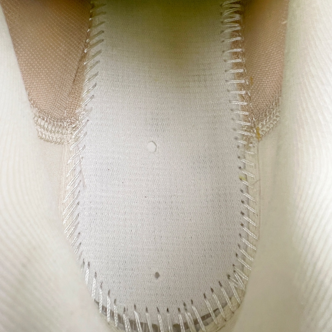 图片[12]-＃TG纯原 NK Journey Run 旅程慢跑系列低帮轻质缓震休闲运动公路跑步鞋 FJ7765-106 采用科技织法轻盈织物合成鞋面材质 搭载柔软厚实ComfiRide 泡绵缓震组合外置防滑耐磨橡胶底片 穿上 Journey Run 公路跑步鞋 尽情畅跑 享受每一步的风景 搭载柔软厚实的 ComfiRide 泡绵缓震配置 助你征服充满挑战的路面 大步流星 微笑前行 该鞋款舒适非凡 让你爱不释脚 尺码：35.5 36 36.5 37.5 38 38.5 39 40 40.5 41 42 42.5 43 44 44.5 45-选品中心