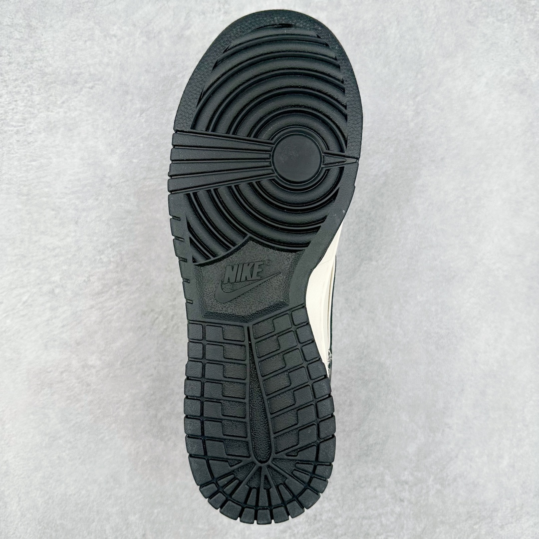 图片[9]-NK Dunk Low 定制配色 SJ1089-005 大厂出品 极力推荐 原装头层材料 独家版型蒸餾加工帶來的是更好的视觉和脚感体验大厂纯原品质出货 清洁度 电绣工艺 皮料切割干净无任何毛边 细节完美 尺码：36 36.5 37.5 38 38.5 39 40 40.5 41 42 42.5 43 44 44.5 45 46 47.5-选品中心