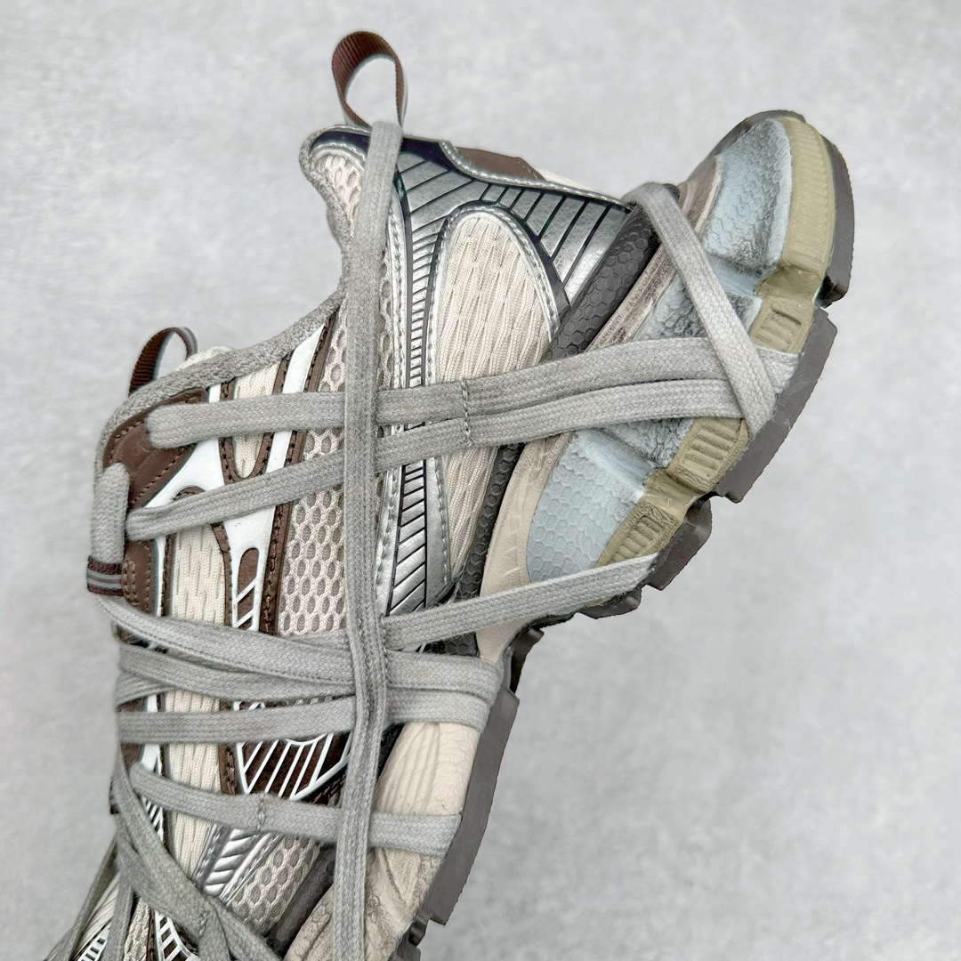 图片[7]-＃纯原 BALENCIAGA 3XL Sneakers 巴黎世家十代网布系带低帮走秀复古老爹鞋 全套原纸板楦头开发 最原汁原味的灵魂版型 全鞋荧光划线卡点 胶水把控整洁度追求极致完美 每一双都是工艺品 多重QC质检 超越公司货的品控标准 实实在在的免检产品 原盒原配 正确字体电绣 粗细、位置、大小正确 侧边TPU 透气孔匹配意产原版 正确分离大底 TPU软底 原版一致大底LOGO 立体感十足 原厂皮料水洗做旧 采购原厂网纱 不含皮革 网布材料和聚氨酯 磨损效果 鞋头边缘和后帮 Balenciaga 徽标 鞋面和后跟凸印尺码 鞋舌 3XL 橡胶品牌标识和反光细节 鞋帮拉袢和鞋舌拉祥 配反光细节 备用鞋带在鞋履前侧 可在穿着前取下 便于不同造型搭配 偏大一码 尺码：35 36 37 38 39 40 41 42 43 44 45 46-选品中心