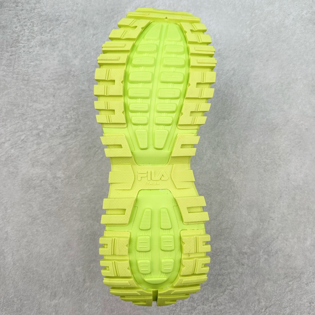 图片[9]-斐乐Fila Fusion Bianco 硬糖系列老爹风增高厚底复古中性休闲运动慢跑鞋 FILA FUSION正式推出全新BIANCO硬糖鞋，该鞋款灵感来自于阿尔卑斯山最高峰Moute Bianco的灵感，同时全掌搭载TECNO-PIUMAX轻能发泡科技，鞋面上穿插了层次丰富的设计，更增添酷炫感。大底采用山峦起伏的设计理念，整个夏天，带你感受来自阿尔卑斯雪山的凉爽。BIANCO硬糖鞋是FILA FUSION为女性打造的全新专属鞋款，BIANCO在意大利语中意为白色，BIANCO鞋底上的棱形结构意为雪山上晶莹剔透的水晶，又好像一颗颗甜美的硬糖，代表着外表绚丽、内心坚定，拥有自己主张的女性主义。让每个穿上的女生都能做最亮的高冷百变女王，可甜可飒，夏日炎炎，有硬糖更甜！尺码：35.5 36 36.5 37.5 38 38.5 39 40-选品中心