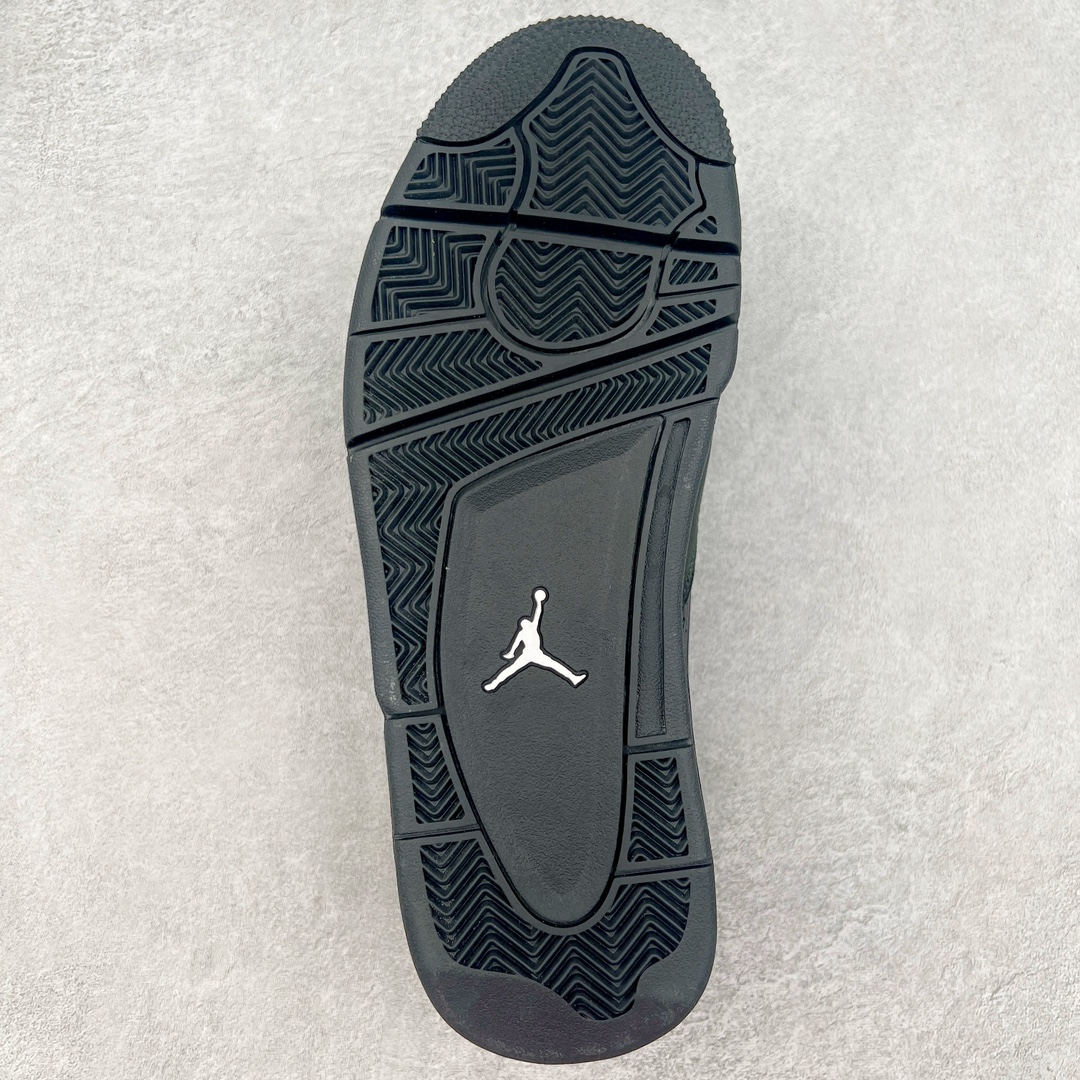 图片[9]-＃KZ纯原 Air Jordan AJ4 RM 重制版低帮复古篮球鞋 全黑黑武士 FQ7939-004 亲自操刀耗时半年巨作 全套原纸板楦头开发 确保原汁原味 完美呈现版型 一比一鞋头弧度高度鞋身弧度 原厂TPU 正确内里网布 菱角分明不变形无多余毛边 柔软性质感一致于原鞋 原厂织唛标 原厂飞人电绣工艺 尾指中部跳三针 独家绑鞋带手法 印刷中底布 四线拉帮 米色美纹纸贴合固定 进口港宝加持 后跟自然饱满 全鞋荧光划线卡点 追求极致完美 每一双都是工艺品 多重QC质检 超越公司货的品控标准 实实在在的免检产品 采用了低帮的设计 并保留了众多AJ4的经典元素 鞋身以皮革、麂皮材质拼接打造 AJ4经典的TPU材质延伸至后跟 增强鞋款稳定性 而鞋身侧面的网格设计则被取消 尾部的NIKE AIR标志也得到保留 并同时带有飞人logo 中底部分同样搭载了可视AIR气垫 鞋底采用米白色中底和外底呈现 为整个设计收尾 尺码：36 36.5 37.5 38 38.5 39 40 40.5 41 42 42.5 43 44 44.5 45 46 47.5-选品中心