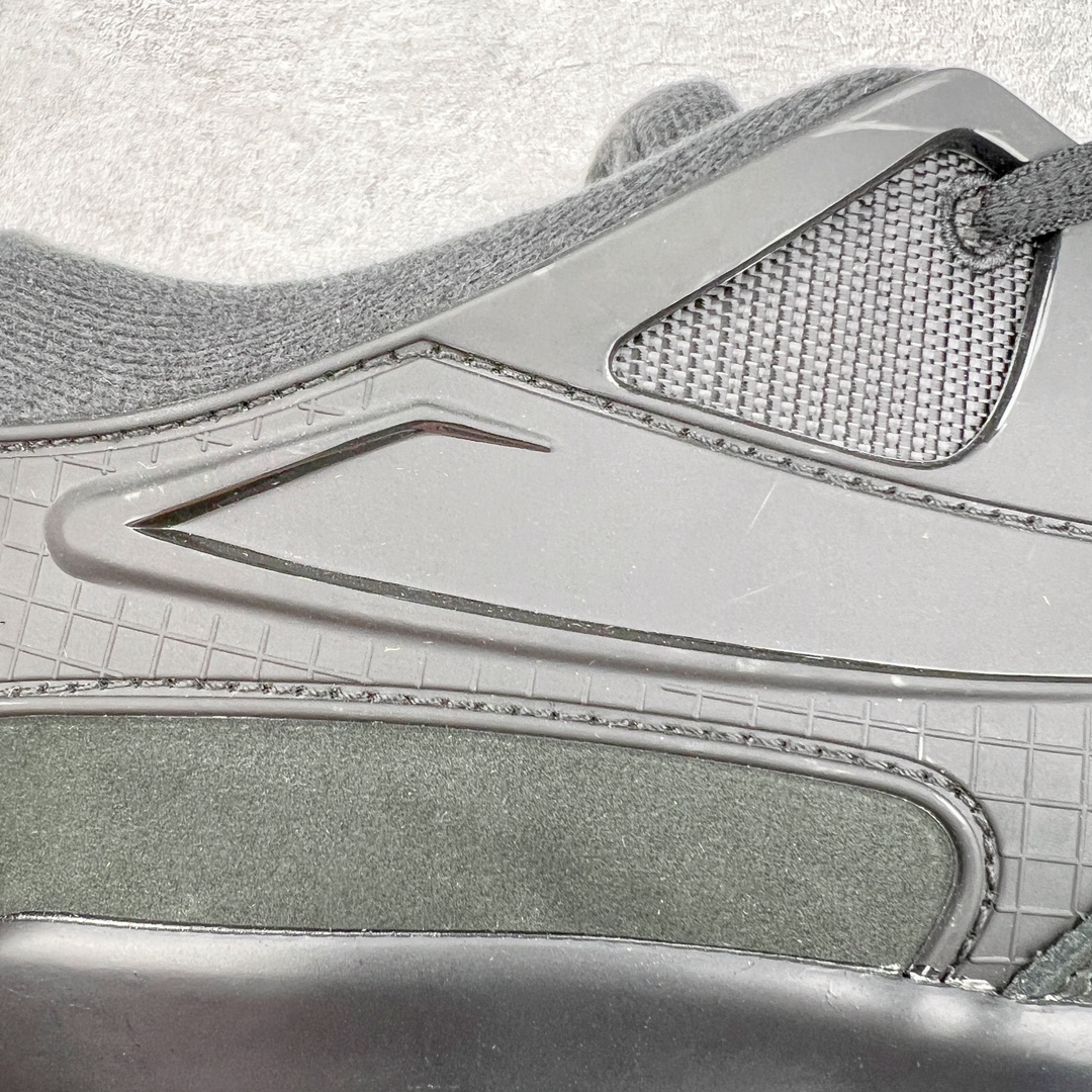 图片[16]-＃KZ纯原 Air Jordan AJ4 RM 重制版低帮复古篮球鞋 全黑黑武士 FQ7939-004 亲自操刀耗时半年巨作 全套原纸板楦头开发 确保原汁原味 完美呈现版型 一比一鞋头弧度高度鞋身弧度 原厂TPU 正确内里网布 菱角分明不变形无多余毛边 柔软性质感一致于原鞋 原厂织唛标 原厂飞人电绣工艺 尾指中部跳三针 独家绑鞋带手法 印刷中底布 四线拉帮 米色美纹纸贴合固定 进口港宝加持 后跟自然饱满 全鞋荧光划线卡点 追求极致完美 每一双都是工艺品 多重QC质检 超越公司货的品控标准 实实在在的免检产品 采用了低帮的设计 并保留了众多AJ4的经典元素 鞋身以皮革、麂皮材质拼接打造 AJ4经典的TPU材质延伸至后跟 增强鞋款稳定性 而鞋身侧面的网格设计则被取消 尾部的NIKE AIR标志也得到保留 并同时带有飞人logo 中底部分同样搭载了可视AIR气垫 鞋底采用米白色中底和外底呈现 为整个设计收尾 尺码：36 36.5 37.5 38 38.5 39 40 40.5 41 42 42.5 43 44 44.5 45 46 47.5-选品中心