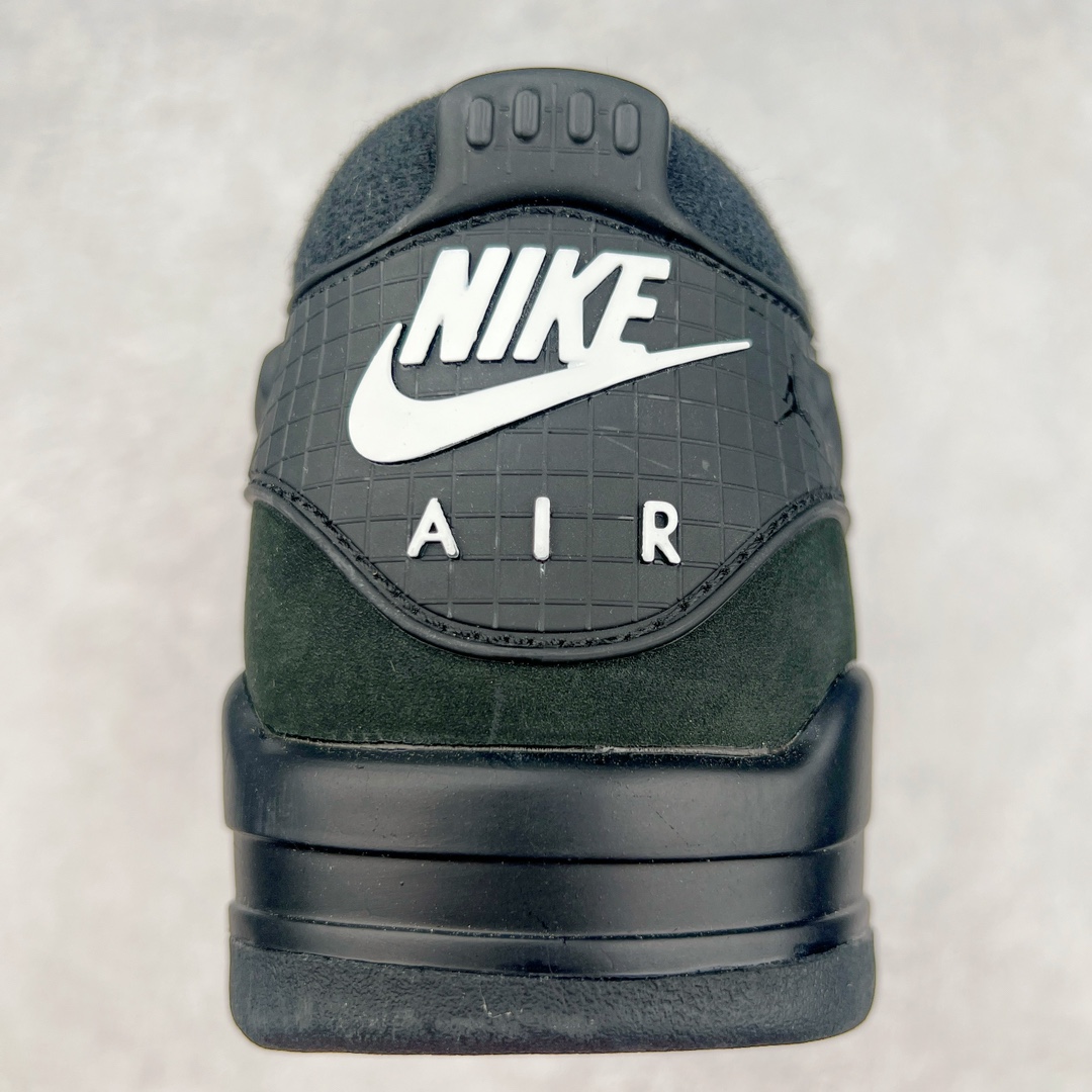 图片[8]-＃KZ纯原 Air Jordan AJ4 RM 重制版低帮复古篮球鞋 全黑黑武士 FQ7939-004 亲自操刀耗时半年巨作 全套原纸板楦头开发 确保原汁原味 完美呈现版型 一比一鞋头弧度高度鞋身弧度 原厂TPU 正确内里网布 菱角分明不变形无多余毛边 柔软性质感一致于原鞋 原厂织唛标 原厂飞人电绣工艺 尾指中部跳三针 独家绑鞋带手法 印刷中底布 四线拉帮 米色美纹纸贴合固定 进口港宝加持 后跟自然饱满 全鞋荧光划线卡点 追求极致完美 每一双都是工艺品 多重QC质检 超越公司货的品控标准 实实在在的免检产品 采用了低帮的设计 并保留了众多AJ4的经典元素 鞋身以皮革、麂皮材质拼接打造 AJ4经典的TPU材质延伸至后跟 增强鞋款稳定性 而鞋身侧面的网格设计则被取消 尾部的NIKE AIR标志也得到保留 并同时带有飞人logo 中底部分同样搭载了可视AIR气垫 鞋底采用米白色中底和外底呈现 为整个设计收尾 尺码：36 36.5 37.5 38 38.5 39 40 40.5 41 42 42.5 43 44 44.5 45 46 47.5-选品中心