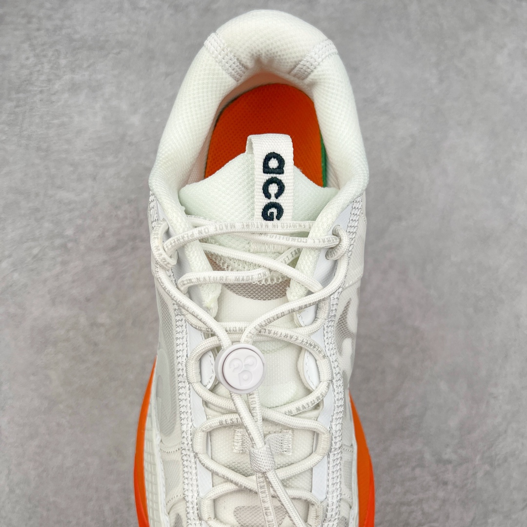 图片[5]-＃AW纯原 NK ACG Mountain Fly 2 SE 复古潮流户外登山鞋防水慢跑鞋 DV7903-100 全新来袭 该款沿袭前代高帮版型的设计传统 轻盈鞋面结合灵巧的脚踝包裹设计 为双足打造出一体化的舒适脚感 助力轻松畅行 中底融入柔软的React泡棉与Vaporfiy 科技 让你在岩石小径徒步时也像行走在都市般轻松舒适 粘性橡胶大底铸就了攀岩级别的出众抓地力 助你从容面对各种环境挑战 尺码：36 36.5 37.5 38 38.5 39 40 40.5 41 42 42.5 43 44 44.5 45 46-选品中心