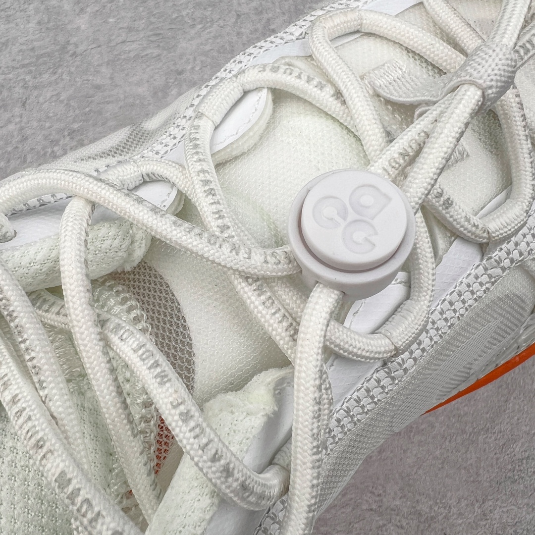 图片[14]-＃AW纯原 NK ACG Mountain Fly 2 SE 复古潮流户外登山鞋防水慢跑鞋 DV7903-100 全新来袭 该款沿袭前代高帮版型的设计传统 轻盈鞋面结合灵巧的脚踝包裹设计 为双足打造出一体化的舒适脚感 助力轻松畅行 中底融入柔软的React泡棉与Vaporfiy 科技 让你在岩石小径徒步时也像行走在都市般轻松舒适 粘性橡胶大底铸就了攀岩级别的出众抓地力 助你从容面对各种环境挑战 尺码：36 36.5 37.5 38 38.5 39 40 40.5 41 42 42.5 43 44 44.5 45 46-选品中心