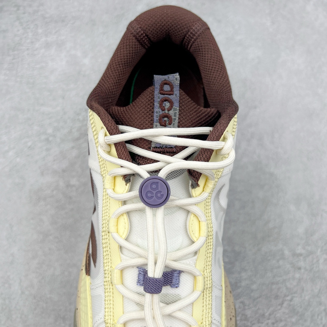 图片[5]-＃AW纯原 NK ACG Mountain Fly 2 SE 复古潮流户外登山鞋防水慢跑鞋 HF5700-121 全新来袭 该款沿袭前代高帮版型的设计传统 轻盈鞋面结合灵巧的脚踝包裹设计 为双足打造出一体化的舒适脚感 助力轻松畅行 中底融入柔软的React泡棉与Vaporfiy 科技 让你在岩石小径徒步时也像行走在都市般轻松舒适 粘性橡胶大底铸就了攀岩级别的出众抓地力 助你从容面对各种环境挑战 尺码：36 36.5 37.5 38 38.5 39 40 40.5 41 42 42.5 43 44 44.5 45 46-选品中心