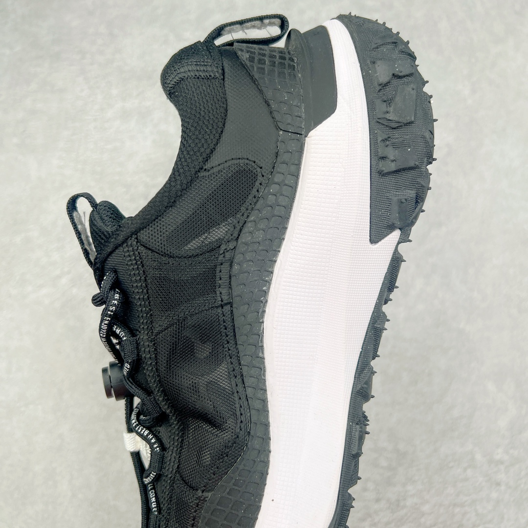 图片[6]-＃AW纯原 NK ACG Mountain Fly 2 SE 复古潮流户外登山鞋防水慢跑鞋 DV7903-100 全新来袭 该款沿袭前代高帮版型的设计传统 轻盈鞋面结合灵巧的脚踝包裹设计 为双足打造出一体化的舒适脚感 助力轻松畅行 中底融入柔软的React泡棉与Vaporfiy 科技 让你在岩石小径徒步时也像行走在都市般轻松舒适 粘性橡胶大底铸就了攀岩级别的出众抓地力 助你从容面对各种环境挑战 尺码：36 36.5 37.5 38 38.5 39 40 40.5 41 42 42.5 43 44 44.5 45 46-选品中心