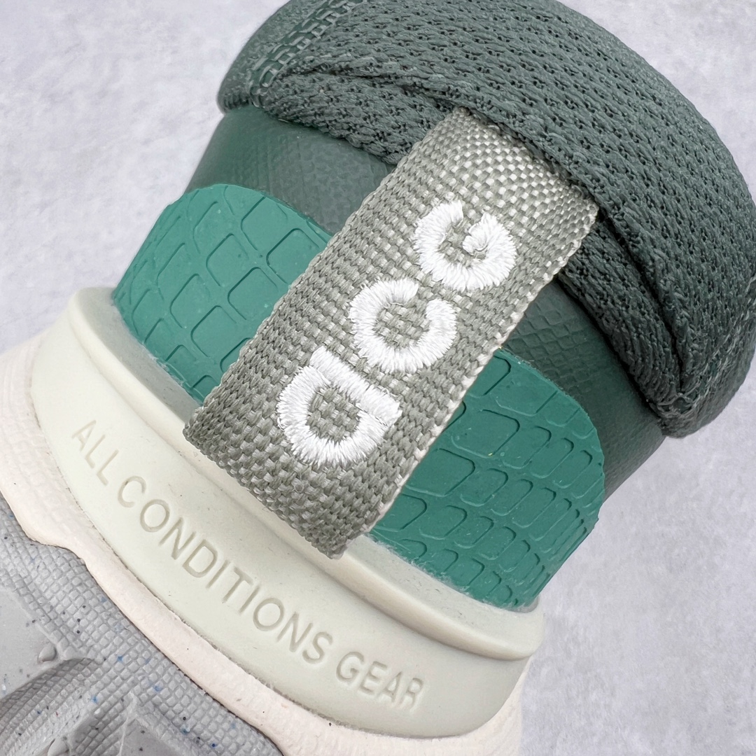 图片[14]-＃AW纯原 NK ACG Mountain Fly 2 SE 复古潮流户外登山鞋防水慢跑鞋 DV7903-300 全新来袭 该款沿袭前代高帮版型的设计传统 轻盈鞋面结合灵巧的脚踝包裹设计 为双足打造出一体化的舒适脚感 助力轻松畅行 中底融入柔软的React泡棉与Vaporfiy 科技 让你在岩石小径徒步时也像行走在都市般轻松舒适 粘性橡胶大底铸就了攀岩级别的出众抓地力 助你从容面对各种环境挑战 尺码：36 36.5 37.5 38 38.5 39 40 40.5 41 42 42.5 43 44 44.5 45 46-选品中心