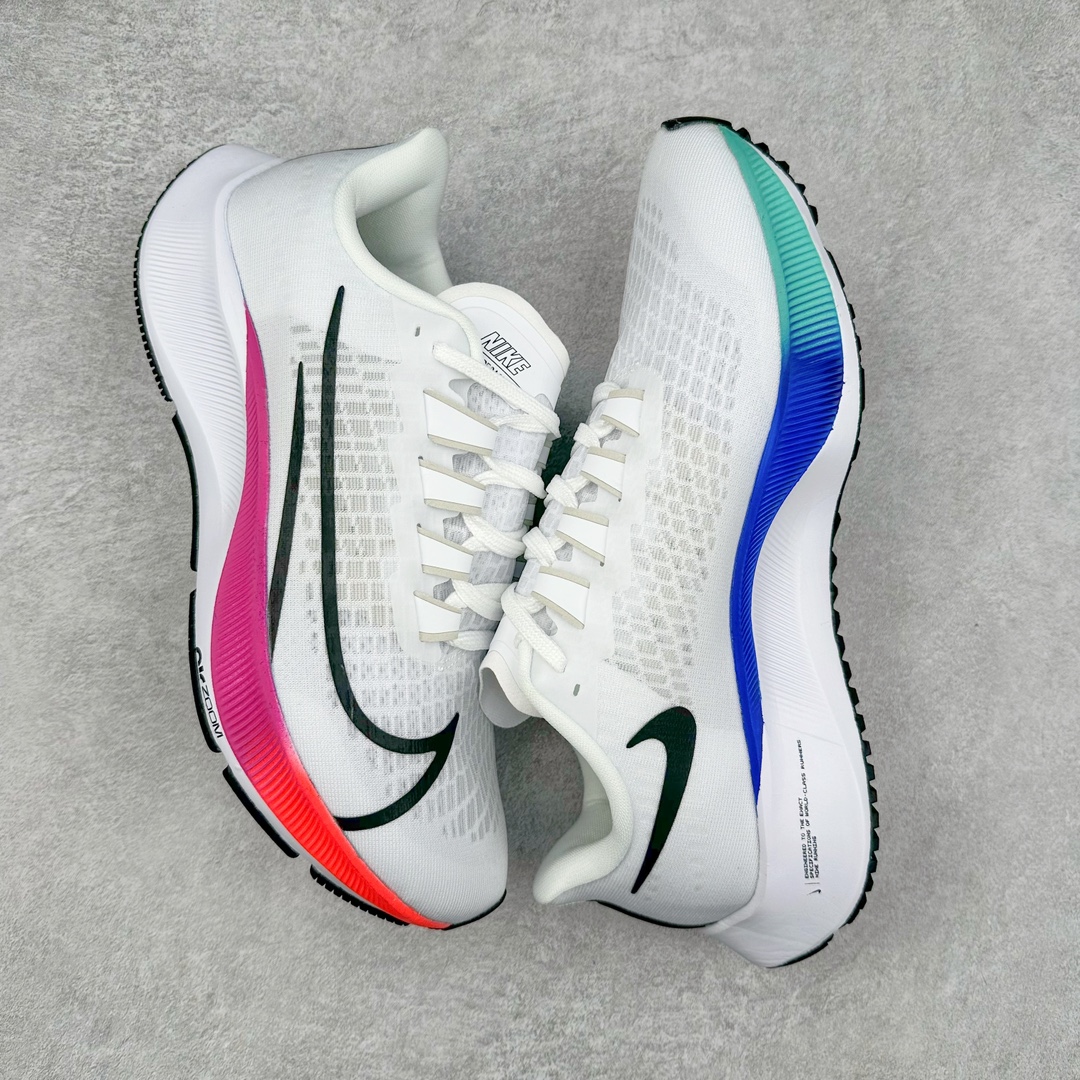 图片[3]-＃国庆福利 NK Zoom Pegasus 飞马马拉松系列网面透气缓震疾速跑鞋 九针眼网纱透气缓震疾速跑鞋 焕新升级 助力攻克湿滑的跑步征程 外底设计结合凹槽 铸就非凡抓地力 粘性橡胶助力提供非凡抓地力 合成材质与织物包覆双足 营造如袜子般透气舒适的穿着体验 传统鞋带系统易于调节 塑就个性化贴合体验 尺码：36 36.5 37.5 38 38.5 39 40 40.5 41 42 42.5 43 44 44.5 45-选品中心