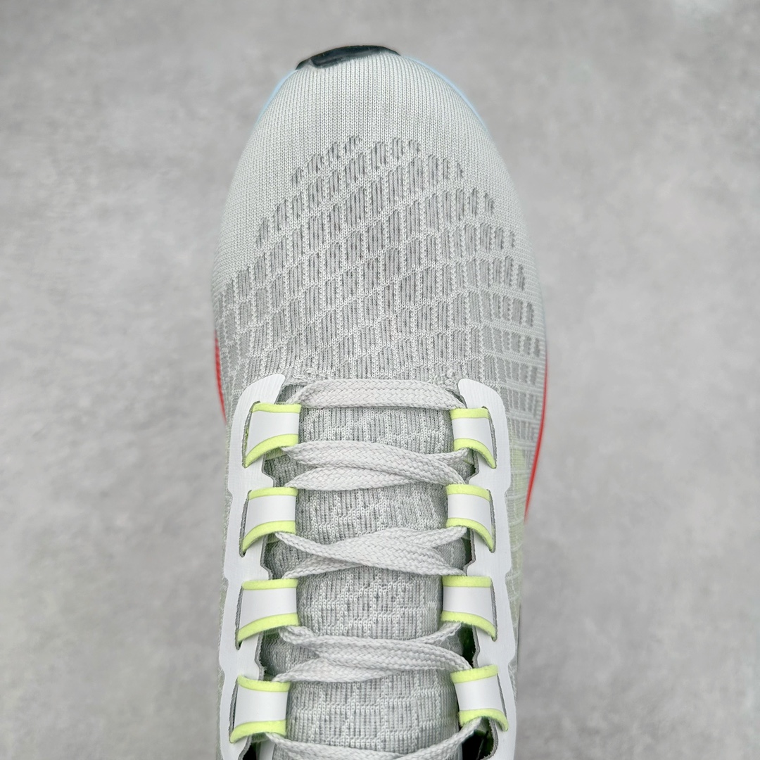 图片[4]-＃国庆福利 NK Zoom Pegasus 飞马马拉松系列网面透气缓震疾速跑鞋 九针眼网纱透气缓震疾速跑鞋 焕新升级 助力攻克湿滑的跑步征程 外底设计结合凹槽 铸就非凡抓地力 粘性橡胶助力提供非凡抓地力 合成材质与织物包覆双足 营造如袜子般透气舒适的穿着体验 传统鞋带系统易于调节 塑就个性化贴合体验 尺码：36 36.5 37.5 38 38.5 39 40 40.5 41 42 42.5 43 44 44.5 45-选品中心