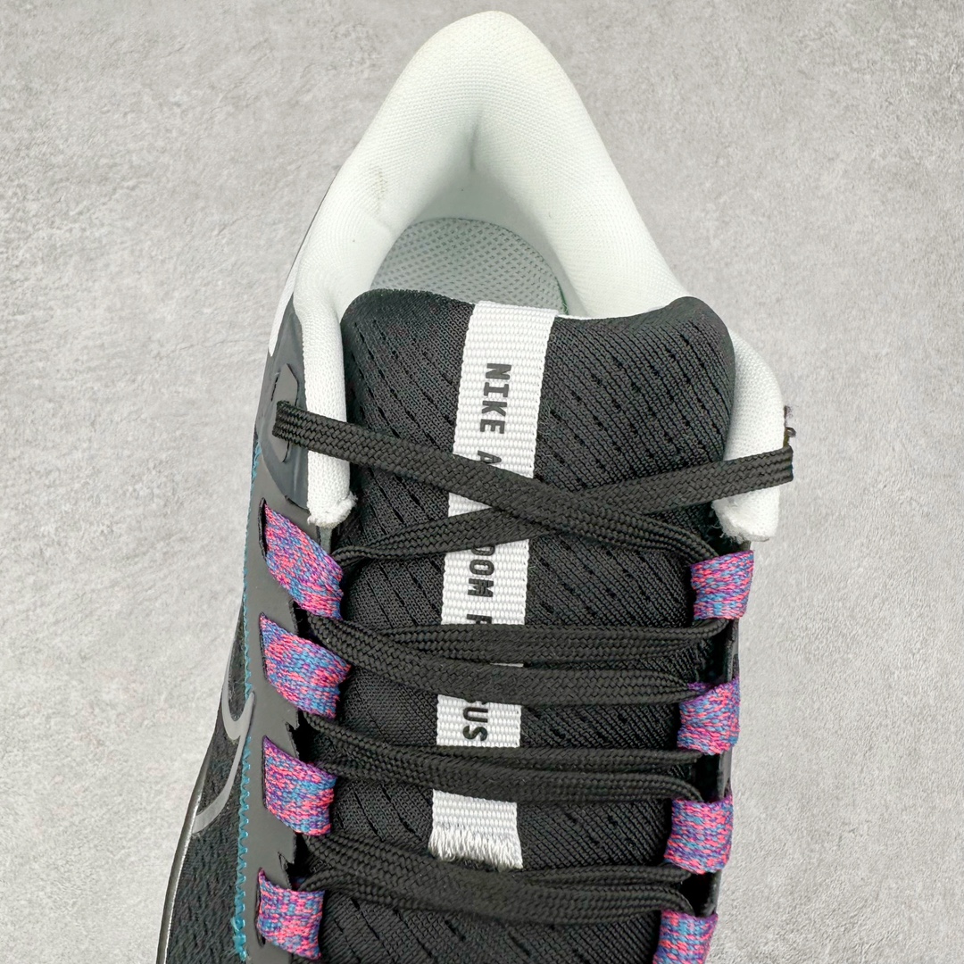 图片[5]-＃国庆福利 NK Zoom Pegasus 飞马马拉松系列网面透气缓震疾速跑鞋 九针眼网纱透气缓震疾速跑鞋 焕新升级 助力攻克湿滑的跑步征程 外底设计结合凹槽 铸就非凡抓地力 粘性橡胶助力提供非凡抓地力 合成材质与织物包覆双足 营造如袜子般透气舒适的穿着体验 传统鞋带系统易于调节 塑就个性化贴合体验 尺码：36 36.5 37.5 38 38.5 39 40 40.5 41 42 42.5 43 44 44.5 45-选品中心