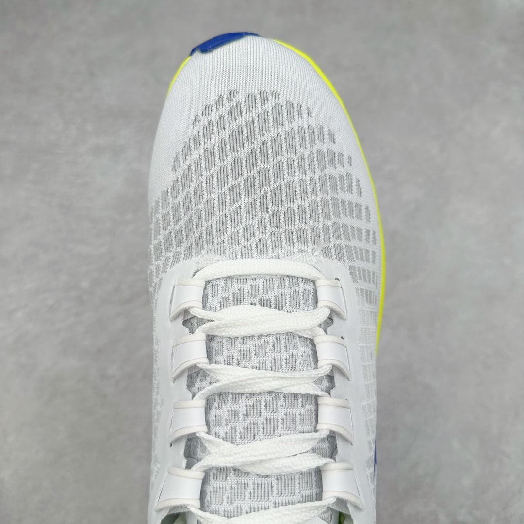 图片[4]-＃国庆福利 NK Zoom Pegasus 飞马马拉松系列网面透气缓震疾速跑鞋 九针眼网纱透气缓震疾速跑鞋 焕新升级 助力攻克湿滑的跑步征程 外底设计结合凹槽 铸就非凡抓地力 粘性橡胶助力提供非凡抓地力 合成材质与织物包覆双足 营造如袜子般透气舒适的穿着体验 传统鞋带系统易于调节 塑就个性化贴合体验 尺码：36 36.5 37.5 38 38.5 39 40 40.5 41 42 42.5 43 44 44.5 45-选品中心