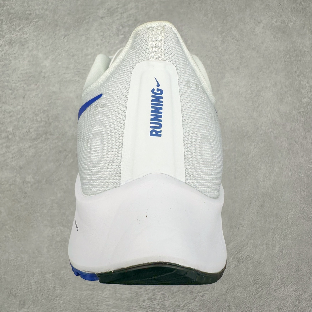 图片[8]-＃国庆福利 NK Zoom Pegasus 飞马马拉松系列网面透气缓震疾速跑鞋 九针眼网纱透气缓震疾速跑鞋 焕新升级 助力攻克湿滑的跑步征程 外底设计结合凹槽 铸就非凡抓地力 粘性橡胶助力提供非凡抓地力 合成材质与织物包覆双足 营造如袜子般透气舒适的穿着体验 传统鞋带系统易于调节 塑就个性化贴合体验 尺码：36 36.5 37.5 38 38.5 39 40 40.5 41 42 42.5 43 44 44.5 45-选品中心