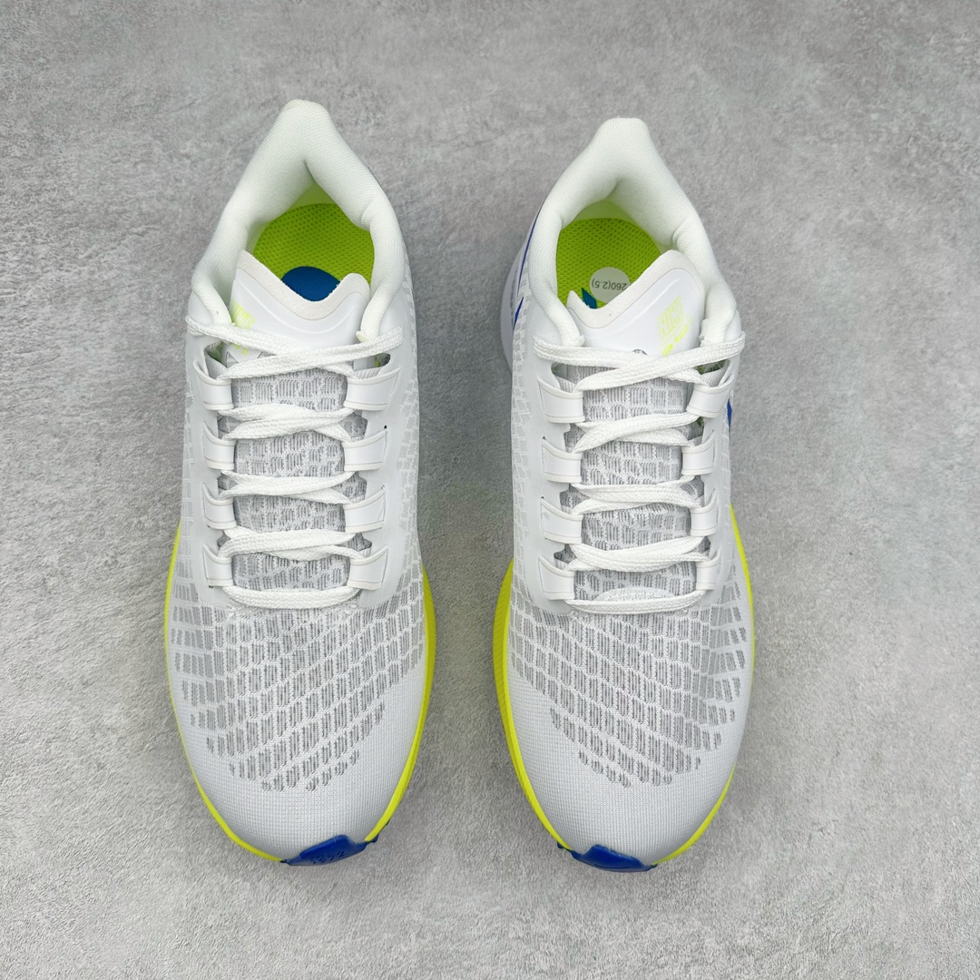 图片[2]-＃国庆福利 NK Zoom Pegasus 飞马马拉松系列网面透气缓震疾速跑鞋 九针眼网纱透气缓震疾速跑鞋 焕新升级 助力攻克湿滑的跑步征程 外底设计结合凹槽 铸就非凡抓地力 粘性橡胶助力提供非凡抓地力 合成材质与织物包覆双足 营造如袜子般透气舒适的穿着体验 传统鞋带系统易于调节 塑就个性化贴合体验 尺码：36 36.5 37.5 38 38.5 39 40 40.5 41 42 42.5 43 44 44.5 45-选品中心