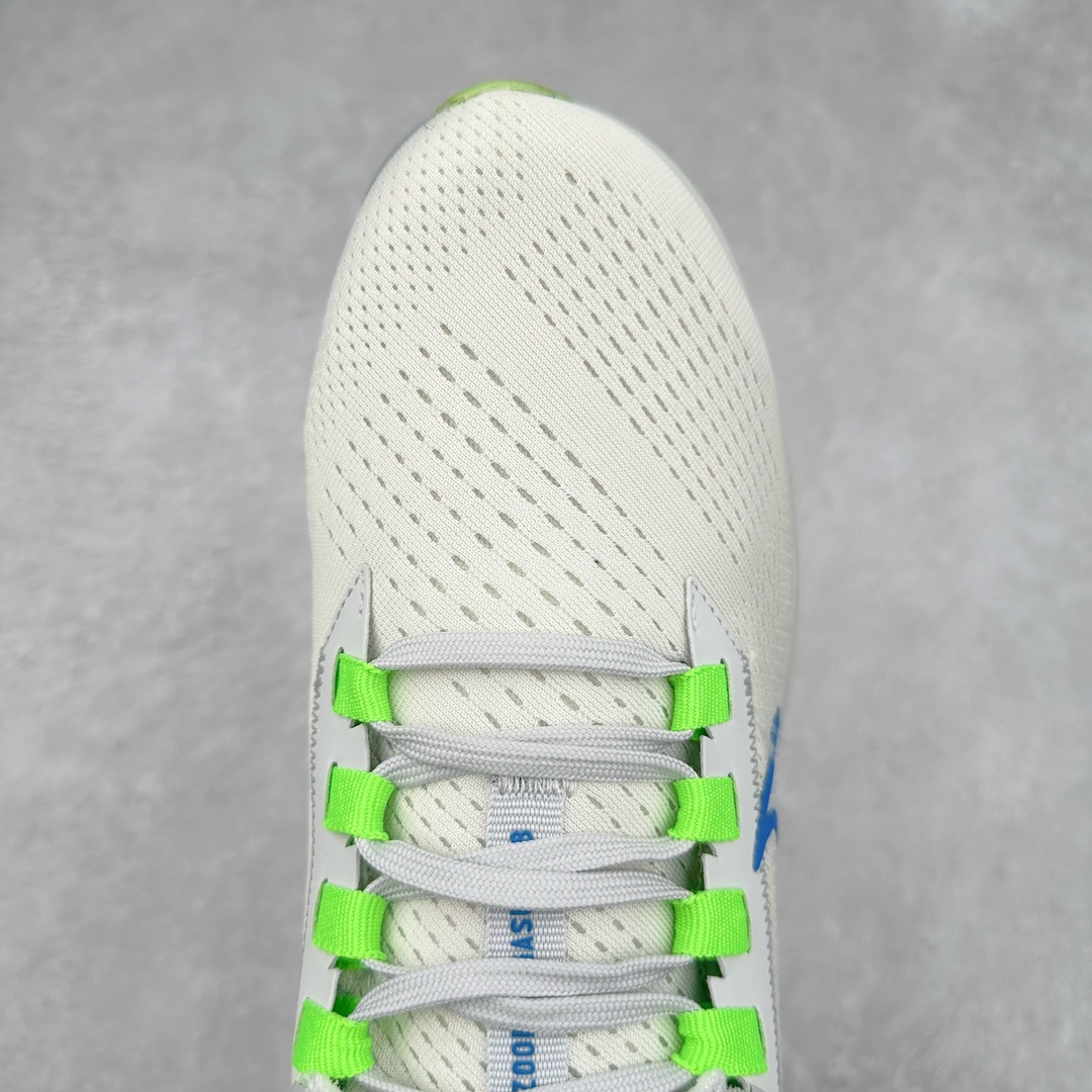 图片[4]-＃国庆福利 NK Zoom Pegasus 飞马马拉松系列网面透气缓震疾速跑鞋 九针眼网纱透气缓震疾速跑鞋 焕新升级 助力攻克湿滑的跑步征程 外底设计结合凹槽 铸就非凡抓地力 粘性橡胶助力提供非凡抓地力 合成材质与织物包覆双足 营造如袜子般透气舒适的穿着体验 传统鞋带系统易于调节 塑就个性化贴合体验 尺码：36 36.5 37.5 38 38.5 39 40 40.5 41 42 42.5 43 44 44.5 45-选品中心