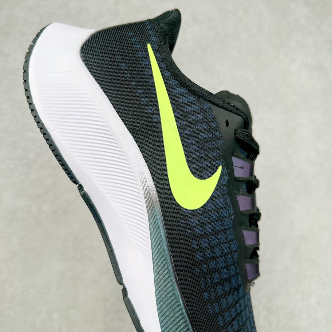 图片[6]-＃国庆福利 NK Zoom Pegasus 飞马马拉松系列网面透气缓震疾速跑鞋 九针眼网纱透气缓震疾速跑鞋 焕新升级 助力攻克湿滑的跑步征程 外底设计结合凹槽 铸就非凡抓地力 粘性橡胶助力提供非凡抓地力 合成材质与织物包覆双足 营造如袜子般透气舒适的穿着体验 传统鞋带系统易于调节 塑就个性化贴合体验 尺码：36 36.5 37.5 38 38.5 39 40 40.5 41 42 42.5 43 44 44.5 45-选品中心