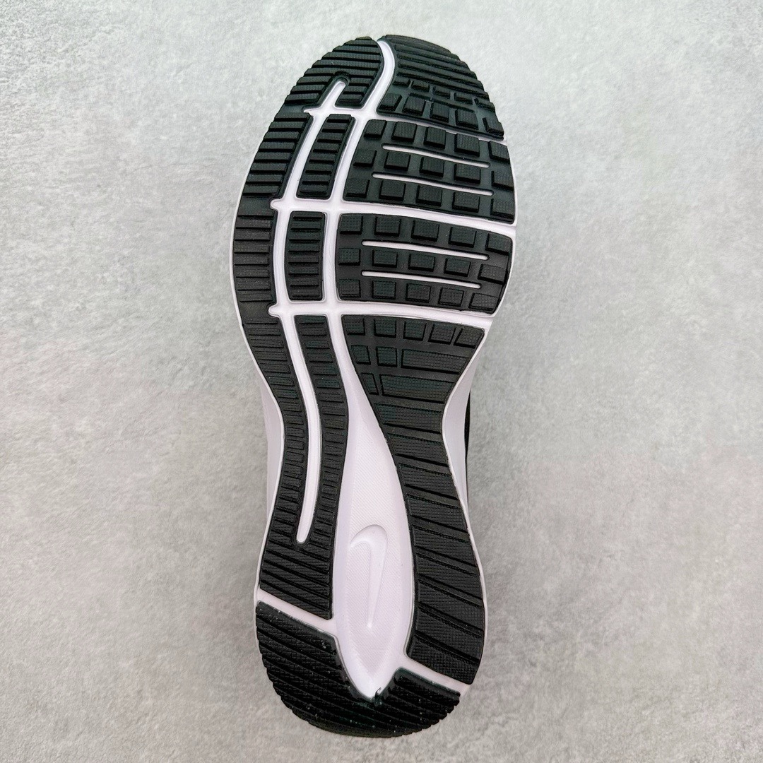 图片[9]-＃国庆福利 NK Zoom Pegasus 飞马马拉松系列网面透气缓震疾速跑鞋 九针眼网纱透气缓震疾速跑鞋 焕新升级 助力攻克湿滑的跑步征程 外底设计结合凹槽 铸就非凡抓地力 粘性橡胶助力提供非凡抓地力 合成材质与织物包覆双足 营造如袜子般透气舒适的穿着体验 传统鞋带系统易于调节 塑就个性化贴合体验 尺码：36 36.5 37.5 38 38.5 39 40 40.5 41 42 42.5 43 44 44.5 45-选品中心