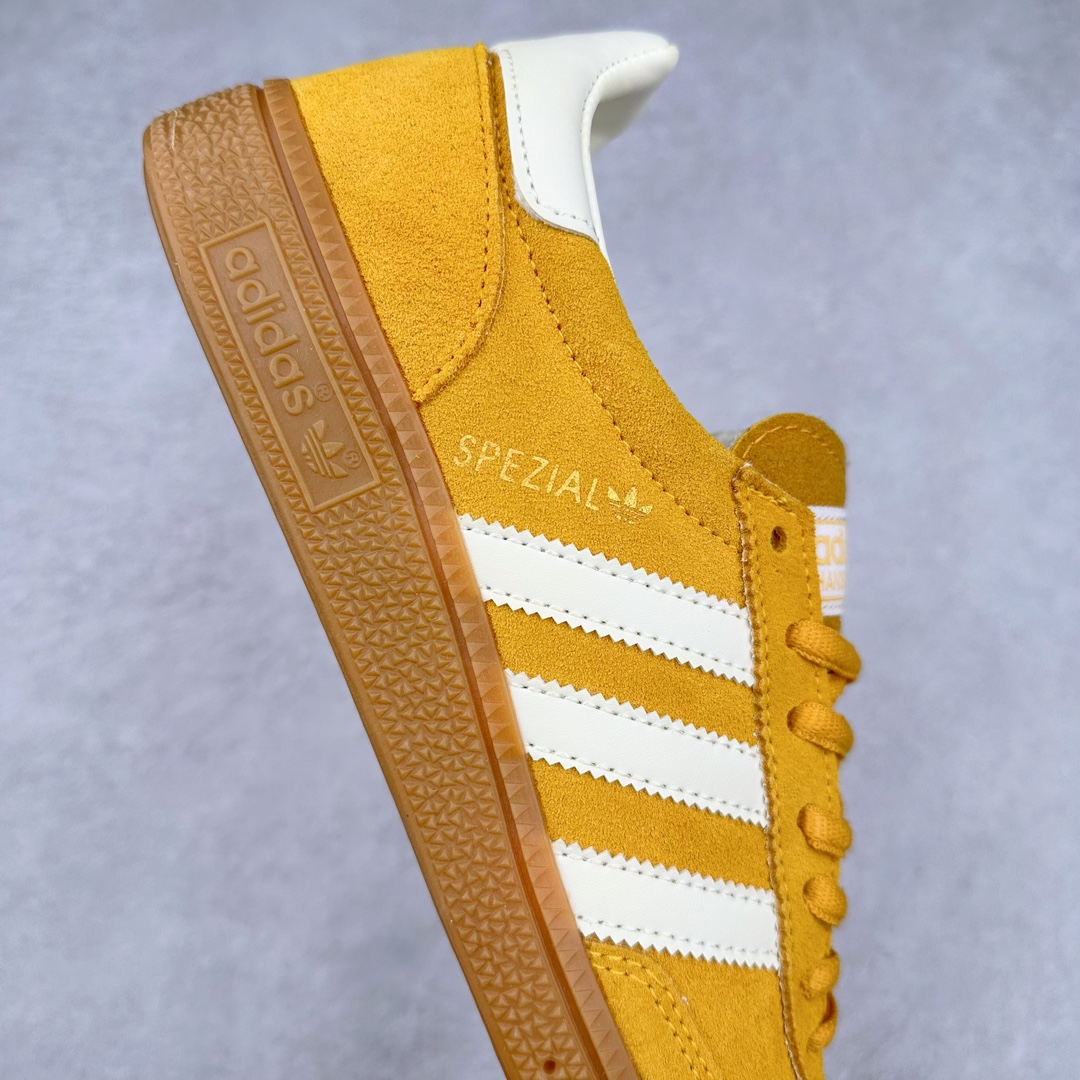 图片[6]-AD Originals Handball SPZL 手球运动员系列百搭休闲运动板鞋 IF7088 这款来自阿迪达斯的这款HANDBALL SPZL前身是一双手球运动鞋，这一次拿来复刻，所以鞋面的主要色彩选用了黑色， 鞋面外侧除了Spezial字母之外还有三叶草标志。Handball SPZL作为复古手球训练鞋与作为室内足球鞋的Samba有着异曲同工之处，但是质感更为出众的鞋身以及丰富的配色选择比起Samba来讲可以说是更胜一筹了！尺码：36 36⅔ 37⅓ 38 38⅔ 39⅓ 40 40⅔ 41⅓ 42 42⅔ 43⅓ 44 45-选品中心