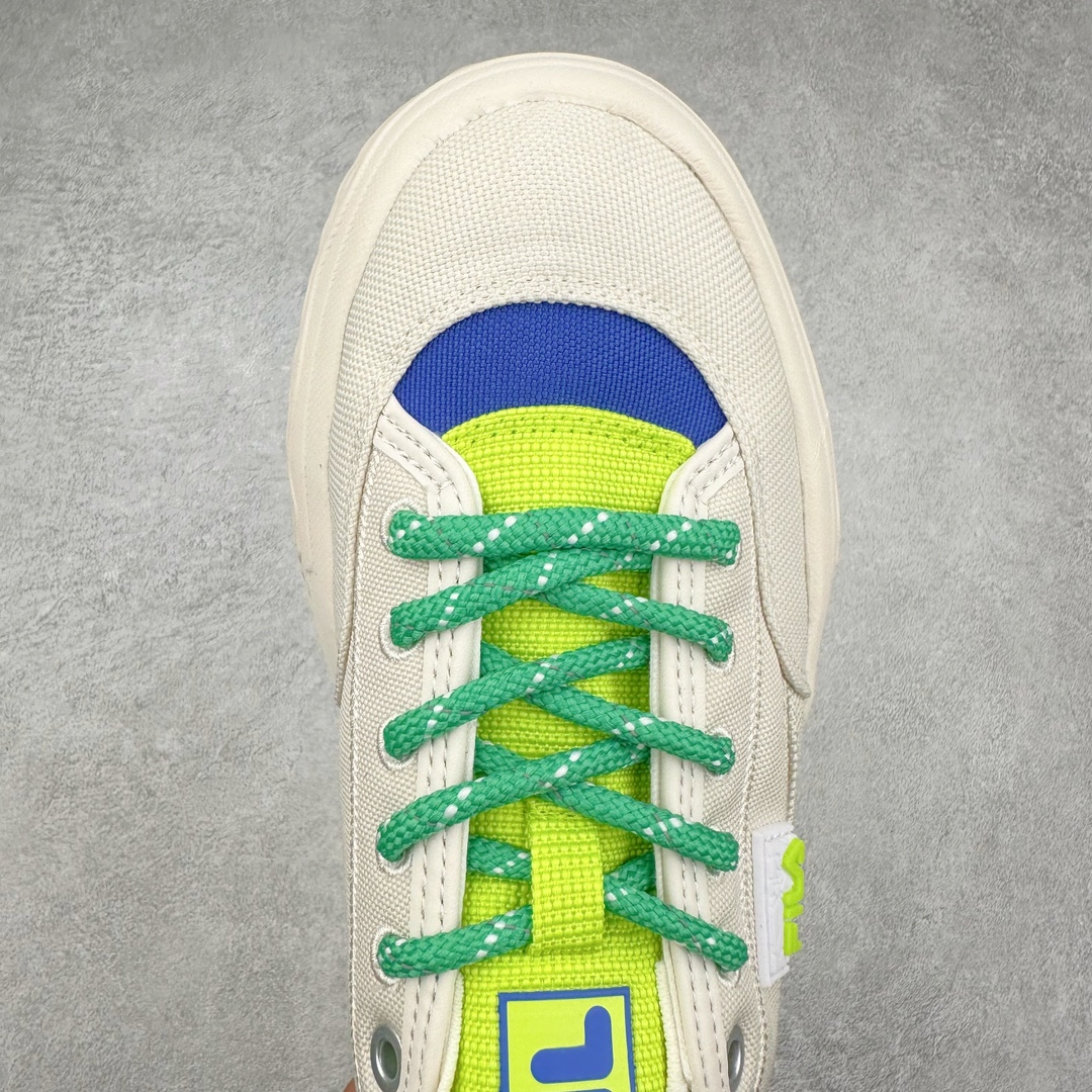 图片[4]-FILA ROCK 斐乐岩石鞋舒适百搭轻便耐磨透气减震低帮帆布鞋 FUSION 系列传承了 FILA 的百年基因，融入年轻运动及潮流文化，成为引领变革、创新突破的一代。以“1+N” 的跨界合作模式重现经典的同时创造经典。带来最出其不意的跨界合作惊喜。同时，FILAFUSION把FILA 的 DNA 融入到定制体验里，你可以随心制造厲于你的产品。FILA FUSION 的鞋家族涵盖了老爹鞋、跑步鞋、网球鞋、季节款。风格复古新潮，满足了时尚人士出行及各类运动的搭配需求，成为当下年轻人筷拥的鞋类品牌之一。FILA FUSION 走进年轻人的世界，通过年轻人运动，街舞，滑板，篮球，展现 FILA FUSION 的潮流态度和年轻文化。FILA FUSION 认为末来属于引领变革、创新突破的年轻一代，让我们一起构成 FILA 未来的蓝图吧！尺码：35.5 36 36.5 37.5 38 38.5 39 40 40.5 41 42 42.5 43 44 44.5 45 45.5-选品中心