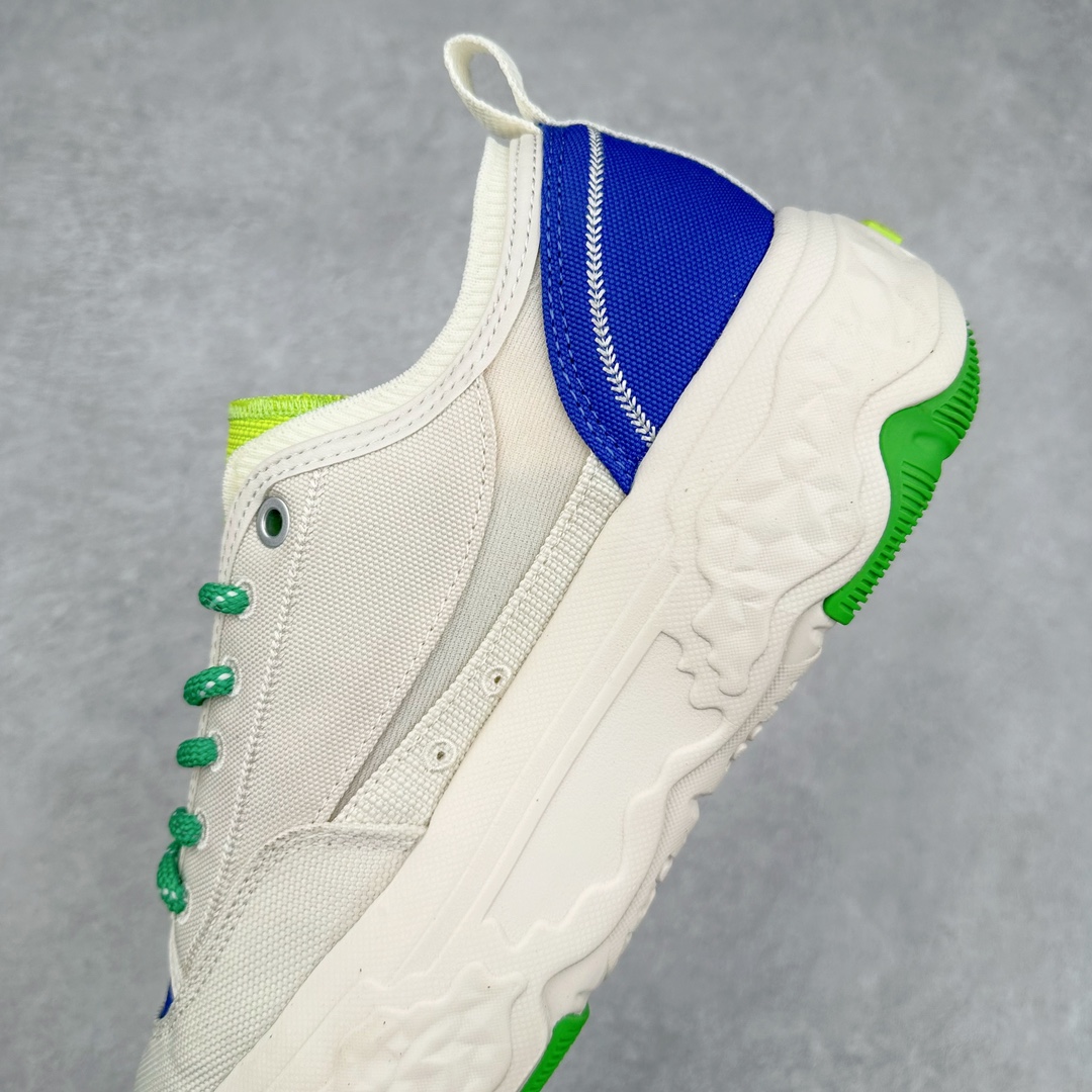 图片[7]-FILA ROCK 斐乐岩石鞋舒适百搭轻便耐磨透气减震低帮帆布鞋 FUSION 系列传承了 FILA 的百年基因，融入年轻运动及潮流文化，成为引领变革、创新突破的一代。以“1+N” 的跨界合作模式重现经典的同时创造经典。带来最出其不意的跨界合作惊喜。同时，FILAFUSION把FILA 的 DNA 融入到定制体验里，你可以随心制造厲于你的产品。FILA FUSION 的鞋家族涵盖了老爹鞋、跑步鞋、网球鞋、季节款。风格复古新潮，满足了时尚人士出行及各类运动的搭配需求，成为当下年轻人筷拥的鞋类品牌之一。FILA FUSION 走进年轻人的世界，通过年轻人运动，街舞，滑板，篮球，展现 FILA FUSION 的潮流态度和年轻文化。FILA FUSION 认为末来属于引领变革、创新突破的年轻一代，让我们一起构成 FILA 未来的蓝图吧！尺码：35.5 36 36.5 37.5 38 38.5 39 40 40.5 41 42 42.5 43 44 44.5 45 45.5-选品中心