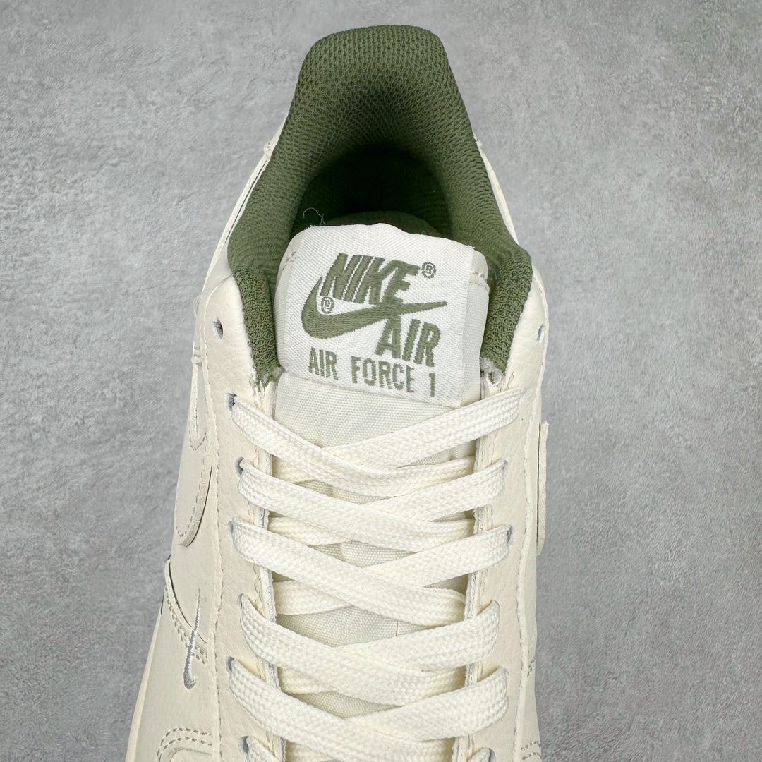 图片[5]-NK Air Force 1´07 Low 空军一号低帮百搭休闲运动板鞋 CW1888-111 柔软、弹性十足的缓震性能和出色的中底设计 横跨复古与现代的外型结合 造就出风靡全球 三十多年的Force 1 直到今天还深受青睐 尺码：36 36.5 37.5 38 38.5 39 40 40.5 41 42 42.5 43 44 44.5 45-选品中心