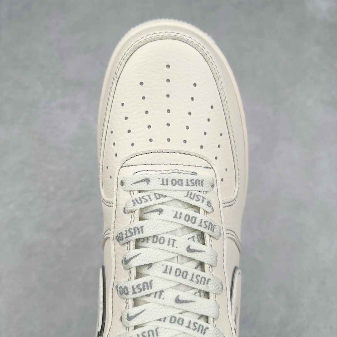 图片[4]-NK Air Force 1´07 Low 空军一号低帮百搭休闲运动板鞋 CW1888-111 柔软、弹性十足的缓震性能和出色的中底设计 横跨复古与现代的外型结合 造就出风靡全球 三十多年的Force 1 直到今天还深受青睐 尺码：36 36.5 37.5 38 38.5 39 40 40.5 41 42 42.5 43 44 44.5 45-选品中心