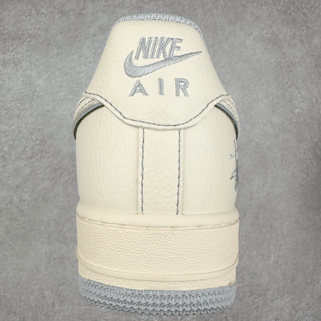 图片[8]-NK Air Force 1´07 Low 空军一号低帮百搭休闲运动板鞋 CW1888-111 柔软、弹性十足的缓震性能和出色的中底设计 横跨复古与现代的外型结合 造就出风靡全球 三十多年的Force 1 直到今天还深受青睐 尺码：36 36.5 37.5 38 38.5 39 40 40.5 41 42 42.5 43 44 44.5 45-选品中心