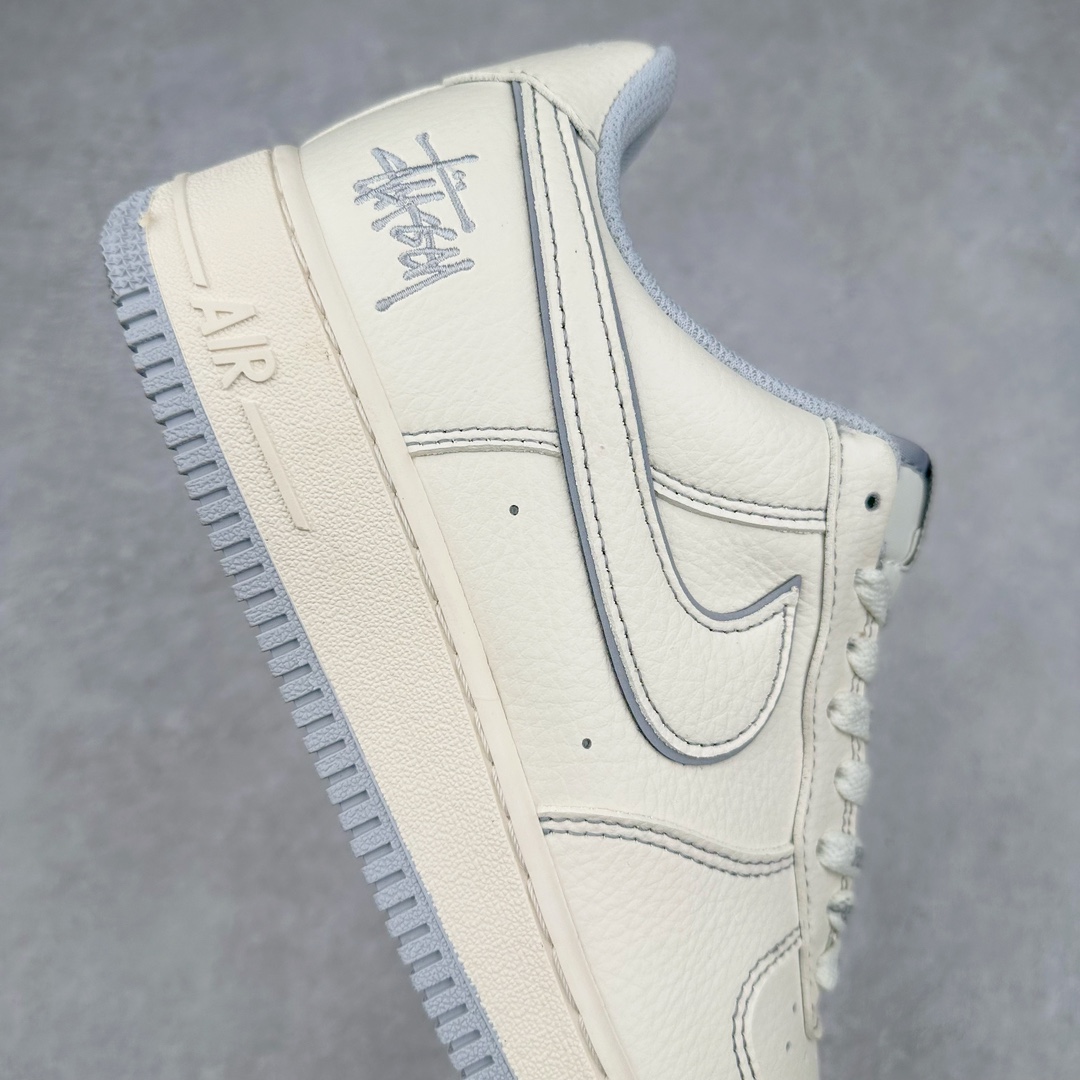 图片[6]-NK Air Force 1´07 Low 空军一号低帮百搭休闲运动板鞋 CW1888-111 柔软、弹性十足的缓震性能和出色的中底设计 横跨复古与现代的外型结合 造就出风靡全球 三十多年的Force 1 直到今天还深受青睐 尺码：36 36.5 37.5 38 38.5 39 40 40.5 41 42 42.5 43 44 44.5 45-选品中心