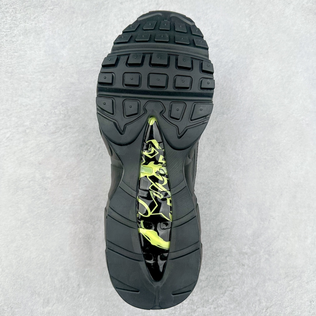 图片[9]-＃WM NK Air Max 95 复古减震气垫跑鞋 FB2709-001 经典重温 外单专供大厂出品 品质稳定 一百余色 终端操作 鞋款设计灵感源于人体构造 中底设计基于人体的脊柱构造 是整体设计的核心 尼龙孔眼代表了肋骨 而分层式面板和网眼象征着肌肉纤维和肉体组织 Air Max 95采用了两个独立的吹塑成型的Air-Sole单元 并首次在前掌使用可视化气垫设计 Swoosh logo夜当作一个 点符号放在了鞋子的后帮位置 20年的发展让 AIR MAX 95有了不同的故事 20年后再度面向世人的时候 焕然一新的面貌 让人有了另外一种清新脱俗的感觉 尺码：36 37.5 38 39 40 41 42 43 44 45 46-选品中心