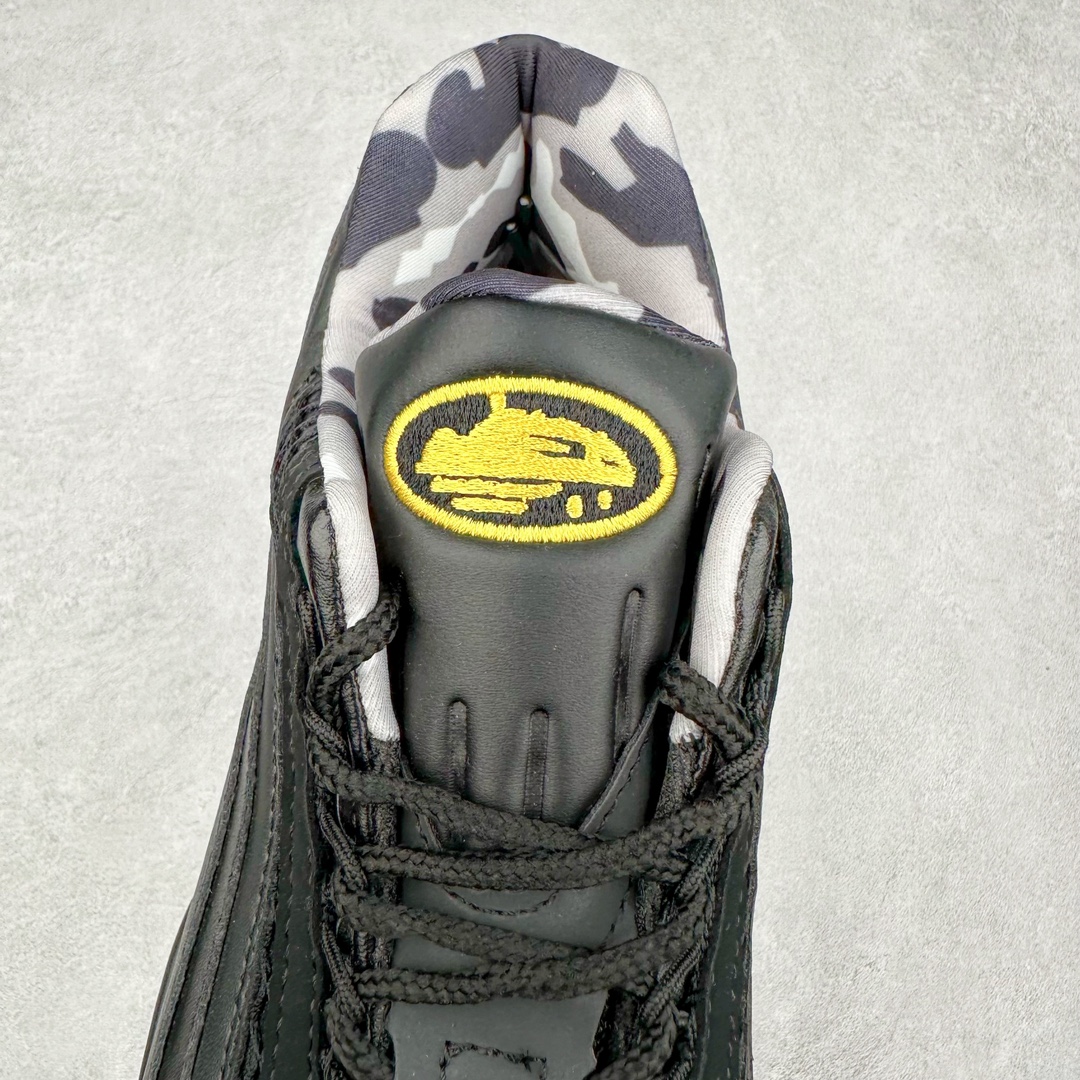 图片[5]-＃WM NK Air Max 95 复古减震气垫跑鞋 FB2709-001 经典重温 外单专供大厂出品 品质稳定 一百余色 终端操作 鞋款设计灵感源于人体构造 中底设计基于人体的脊柱构造 是整体设计的核心 尼龙孔眼代表了肋骨 而分层式面板和网眼象征着肌肉纤维和肉体组织 Air Max 95采用了两个独立的吹塑成型的Air-Sole单元 并首次在前掌使用可视化气垫设计 Swoosh logo夜当作一个 点符号放在了鞋子的后帮位置 20年的发展让 AIR MAX 95有了不同的故事 20年后再度面向世人的时候 焕然一新的面貌 让人有了另外一种清新脱俗的感觉 尺码：36 37.5 38 39 40 41 42 43 44 45 46-选品中心