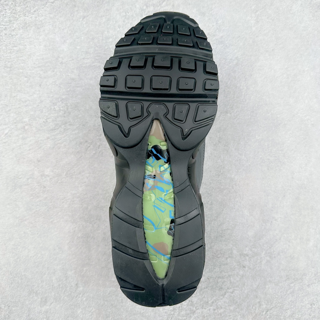 图片[9]-＃WM NK Air Max 95 复古减震气垫跑鞋 FB2709-002 经典重温 外单专供大厂出品 品质稳定 一百余色 终端操作 鞋款设计灵感源于人体构造 中底设计基于人体的脊柱构造 是整体设计的核心 尼龙孔眼代表了肋骨 而分层式面板和网眼象征着肌肉纤维和肉体组织 Air Max 95采用了两个独立的吹塑成型的Air-Sole单元 并首次在前掌使用可视化气垫设计 Swoosh logo夜当作一个 点符号放在了鞋子的后帮位置 20年的发展让 AIR MAX 95有了不同的故事 20年后再度面向世人的时候 焕然一新的面貌 让人有了另外一种清新脱俗的感觉 尺码：36 37.5 38 39 40 41 42 43 44 45 46-选品中心