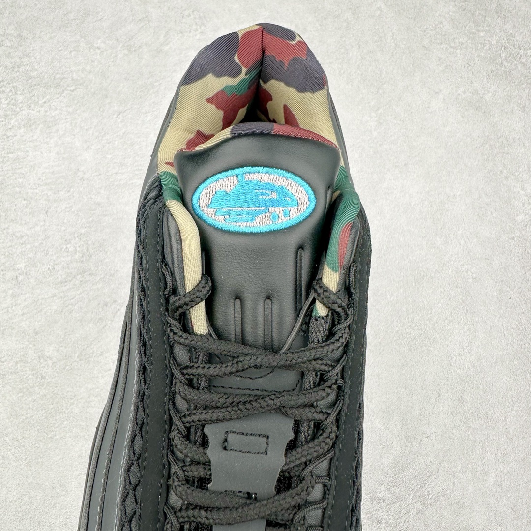 图片[5]-＃WM NK Air Max 95 复古减震气垫跑鞋 FB2709-002 经典重温 外单专供大厂出品 品质稳定 一百余色 终端操作 鞋款设计灵感源于人体构造 中底设计基于人体的脊柱构造 是整体设计的核心 尼龙孔眼代表了肋骨 而分层式面板和网眼象征着肌肉纤维和肉体组织 Air Max 95采用了两个独立的吹塑成型的Air-Sole单元 并首次在前掌使用可视化气垫设计 Swoosh logo夜当作一个 点符号放在了鞋子的后帮位置 20年的发展让 AIR MAX 95有了不同的故事 20年后再度面向世人的时候 焕然一新的面貌 让人有了另外一种清新脱俗的感觉 尺码：36 37.5 38 39 40 41 42 43 44 45 46-选品中心