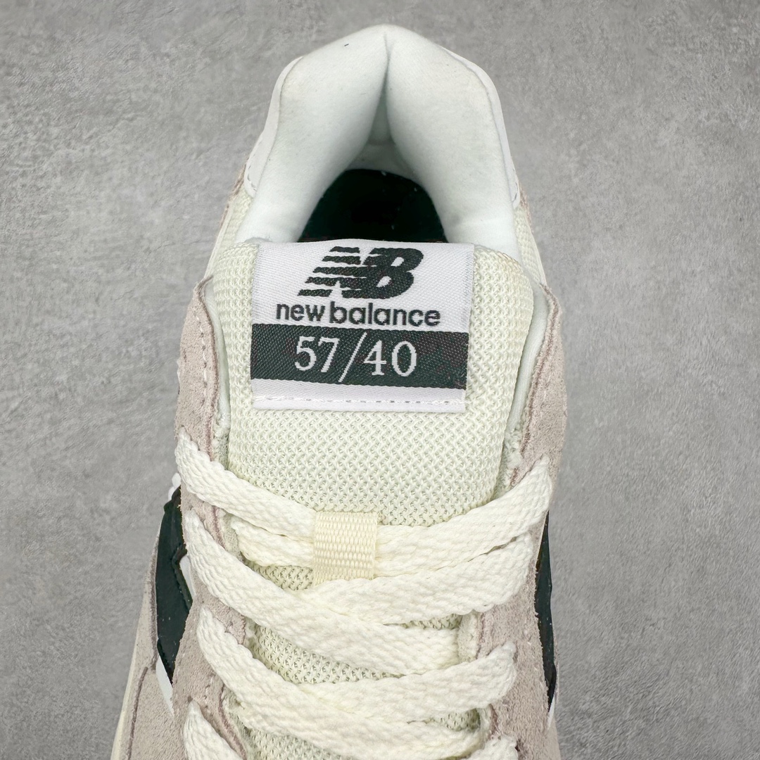 图片[5]-＃小红书爆款‼️New Balance/新百伦 NB5740系列 复古休闲运动跑鞋 特别以1988年首度面世的经典574作为设计蓝本 保留574简约易衬的80s鞋型轮廓 同时再加以向90年代特立独行的抢眼美学致敬 凭借多种严选的优质素材重塑出让人耳目一新又充满层次感的革新中低结构 另一方面 为呼应90年代的巨大化潮流 鞋侧也点题采用了相应的巨大化N字Logo 并且加上反光细节点缀 再结合同样启发自574并经过改良的抓地鞋底 可谓集结两大年代的注目设计元素 尺码：36 36.5 37 37.5 38 38.5 39 40 40.5 41 42 42.5 43 44 45-选品中心