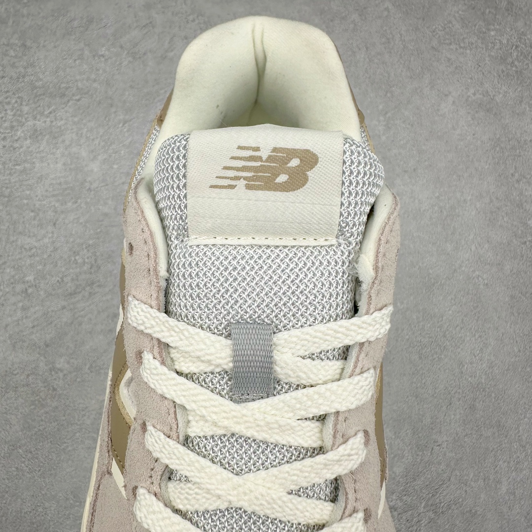 图片[5]-＃小红书爆款‼️New Balance/新百伦 NB5740系列 复古休闲运动跑鞋 特别以1988年首度面世的经典574作为设计蓝本 保留574简约易衬的80s鞋型轮廓 同时再加以向90年代特立独行的抢眼美学致敬 凭借多种严选的优质素材重塑出让人耳目一新又充满层次感的革新中低结构 另一方面 为呼应90年代的巨大化潮流 鞋侧也点题采用了相应的巨大化N字Logo 并且加上反光细节点缀 再结合同样启发自574并经过改良的抓地鞋底 可谓集结两大年代的注目设计元素 尺码：36 36.5 37 37.5 38 38.5 39 40 40.5 41 42 42.5 43 44 45-选品中心