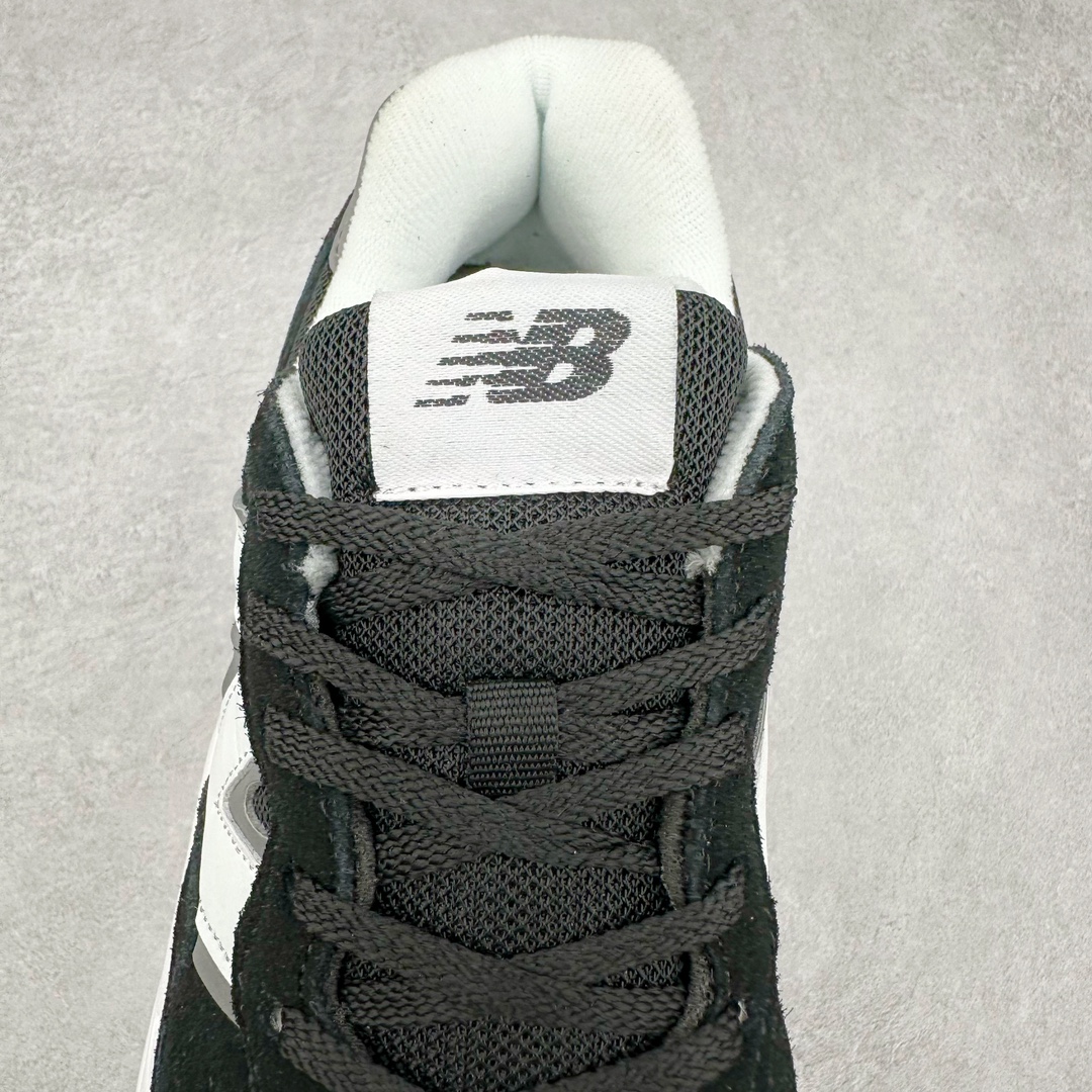 图片[5]-＃小红书爆款‼️New Balance/新百伦 NB5740系列 复古休闲运动跑鞋 特别以1988年首度面世的经典574作为设计蓝本 保留574简约易衬的80s鞋型轮廓 同时再加以向90年代特立独行的抢眼美学致敬 凭借多种严选的优质素材重塑出让人耳目一新又充满层次感的革新中低结构 另一方面 为呼应90年代的巨大化潮流 鞋侧也点题采用了相应的巨大化N字Logo 并且加上反光细节点缀 再结合同样启发自574并经过改良的抓地鞋底 可谓集结两大年代的注目设计元素 尺码：36 36.5 37 37.5 38 38.5 39 40 40.5 41 42 42.5 43 44 45-选品中心