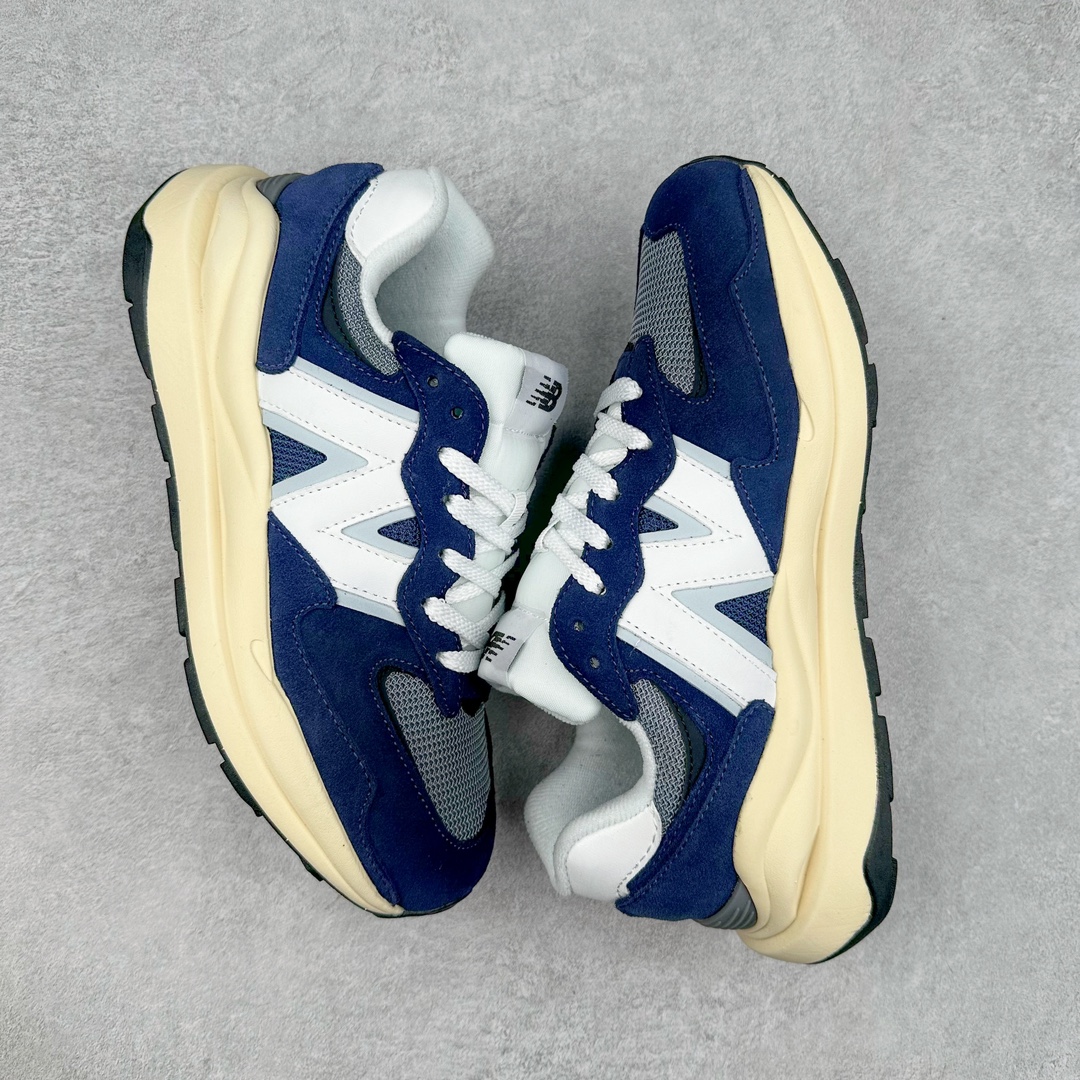 图片[3]-＃小红书爆款‼️New Balance/新百伦 NB5740系列 复古休闲运动跑鞋 特别以1988年首度面世的经典574作为设计蓝本 保留574简约易衬的80s鞋型轮廓 同时再加以向90年代特立独行的抢眼美学致敬 凭借多种严选的优质素材重塑出让人耳目一新又充满层次感的革新中低结构 另一方面 为呼应90年代的巨大化潮流 鞋侧也点题采用了相应的巨大化N字Logo 并且加上反光细节点缀 再结合同样启发自574并经过改良的抓地鞋底 可谓集结两大年代的注目设计元素 尺码：36 36.5 37 37.5 38 38.5 39 40 40.5 41 42 42.5 43 44 45-选品中心