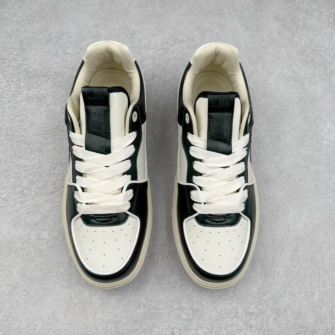 图片[2]-＃DT纯原 MLB Big Ball Chunky 复古印花老爹鞋系列低帮轻量增高厚底百搭休闲运动慢跑鞋 Korea韩国联名NY美国榄球纽约洋基队限定 目前可过轻松秒过各类鉴定 能操作的私聊 韩国代购专供 左脚内置NFC感应 区别市面贴纸假芯片 MLB专用菱形双针中底布 重点细节中底布带注胶孔 原厂NFC感应吊牌 支持鉴定 一个两位数 原盒原标 全套原楦原纸板原厂数据开发 中韩文保养标贴 绿色防霉片 平台代购专供 独家一比一RB+MD组合大底 高频后跟小人Logo精准对位立体饱满 正确网布加超迁鞋面 转印中底走线紧密 转印Logo工艺表层防刮不掉色 尺码：35 36 36.5 37.5 38 38.5 39 40 40.5 41 42 42.5 43 44 44.5 45-选品中心