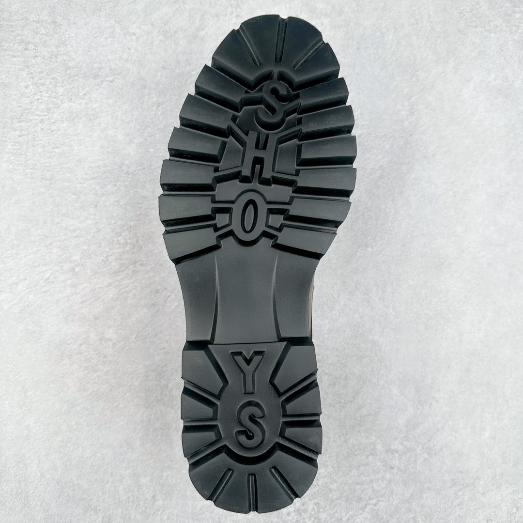 图片[9]-ECCO爱步圆头雕花皮鞋 真皮布洛克皮鞋商务鞋男款 德比鞋 都市伦敦系列 甄选优质皮革搭配柔软的纺织衬里，以缜密缝线细诉精湛工艺，集舒适与格调于一体 牛皮鞋面 触感如肤 圆头的鞋款设计令鞋头区域更加宽敞舒适，宽楦鞋型适应多种脚型，久穿不累 圆头宽楦 不易挤脚 直接注塑PU鞋底，更加符合人体工学 轻盈柔软，舒适耐穿 时尚通勤 型走职场尺码：38 39 40 41 42 43 44（皮鞋码）-选品中心