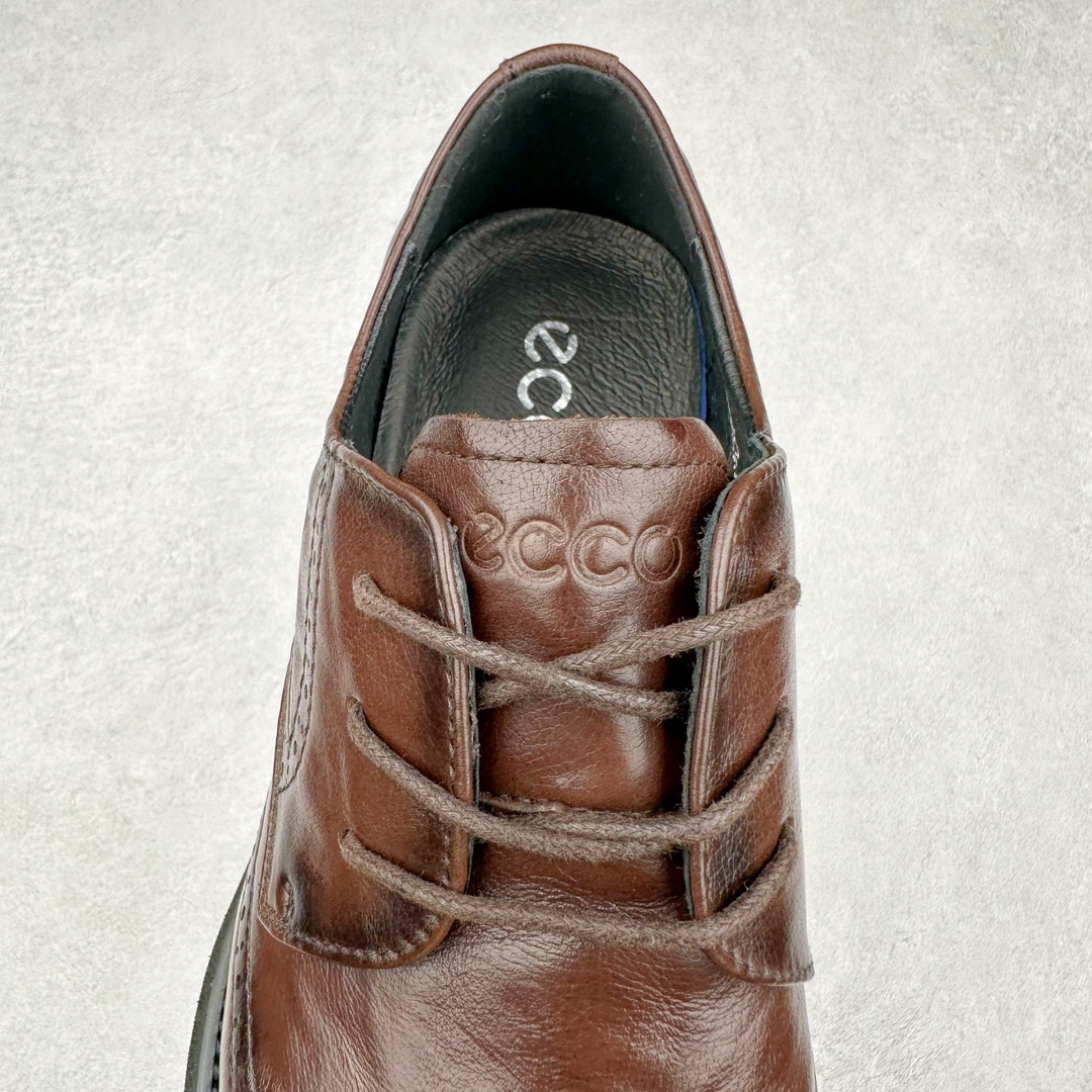 图片[5]-ECCO爱步圆头雕花皮鞋 真皮布洛克皮鞋商务鞋男款 德比鞋 都市伦敦系列 甄选优质皮革搭配柔软的纺织衬里，以缜密缝线细诉精湛工艺，集舒适与格调于一体 牛皮鞋面 触感如肤 圆头的鞋款设计令鞋头区域更加宽敞舒适，宽楦鞋型适应多种脚型，久穿不累 圆头宽楦 不易挤脚 直接注塑PU鞋底，更加符合人体工学 轻盈柔软，舒适耐穿 时尚通勤 型走职场尺码：38 39 40 41 42 43 44（皮鞋码）-选品中心