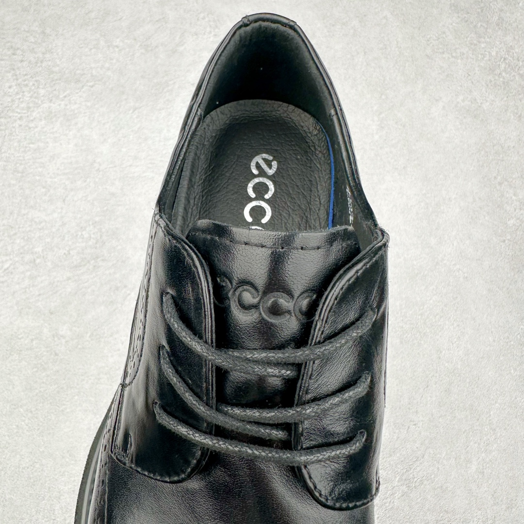 图片[5]-ECCO爱步圆头雕花皮鞋 真皮布洛克皮鞋商务鞋男款 德比鞋 都市伦敦系列 甄选优质皮革搭配柔软的纺织衬里，以缜密缝线细诉精湛工艺，集舒适与格调于一体 牛皮鞋面 触感如肤 圆头的鞋款设计令鞋头区域更加宽敞舒适，宽楦鞋型适应多种脚型，久穿不累 圆头宽楦 不易挤脚 直接注塑PU鞋底，更加符合人体工学 轻盈柔软，舒适耐穿 时尚通勤 型走职场尺码：38 39 40 41 42 43 44（皮鞋码）-选品中心