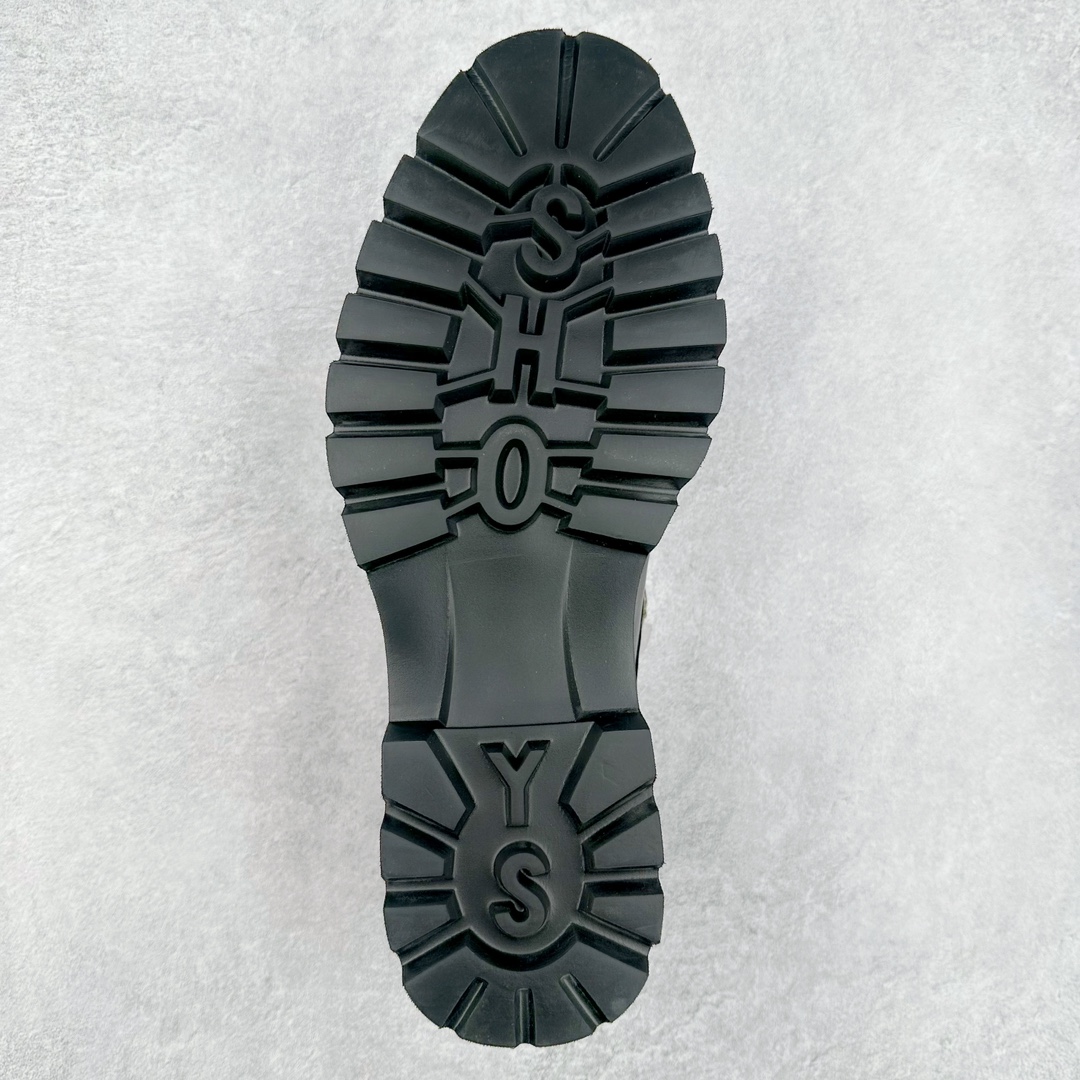 图片[9]-ECCO爱步圆头雕花皮鞋 真皮布洛克皮鞋商务鞋男款 德比鞋 都市伦敦系列 甄选优质皮革搭配柔软的纺织衬里，以缜密缝线细诉精湛工艺，集舒适与格调于一体 牛皮鞋面 触感如肤 圆头的鞋款设计令鞋头区域更加宽敞舒适，宽楦鞋型适应多种脚型，久穿不累 圆头宽楦 不易挤脚 直接注塑PU鞋底，更加符合人体工学 轻盈柔软，舒适耐穿 时尚通勤 型走职场尺码：38 39 40 41 42 43 44（皮鞋码）-选品中心