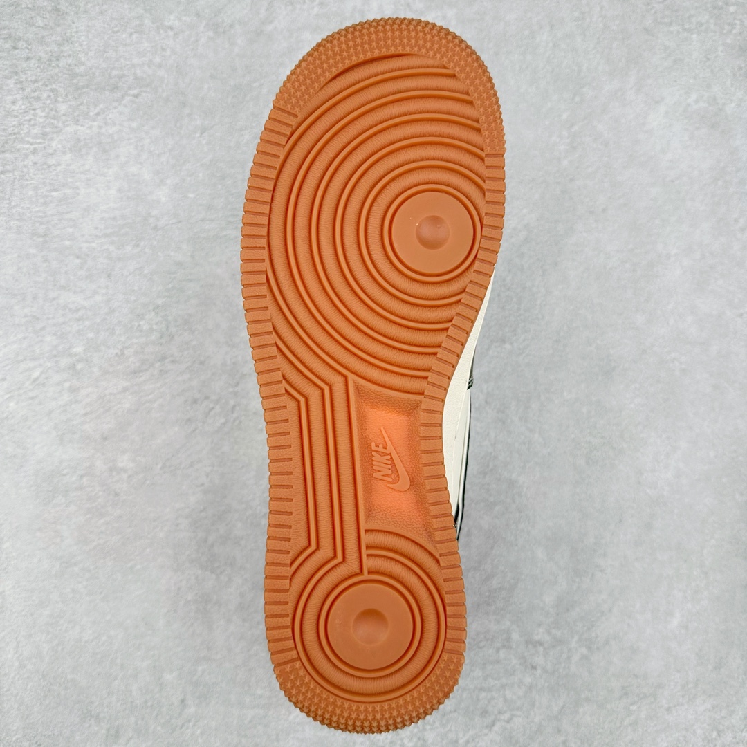 图片[9]-NK Air Force 1´07 Low 空军一号低帮百搭休闲运动板鞋 XZ9688-001 柔软、弹性十足的缓震性能和出色的中底设计 横跨复古与现代的外型结合 造就出风靡全球 三十多年的Force 1 直到今天还深受青睐 尺码：36 36.5 37.5 38 38.5 39 40 40.5 41 42 42.5 43 44 44.5 45-选品中心