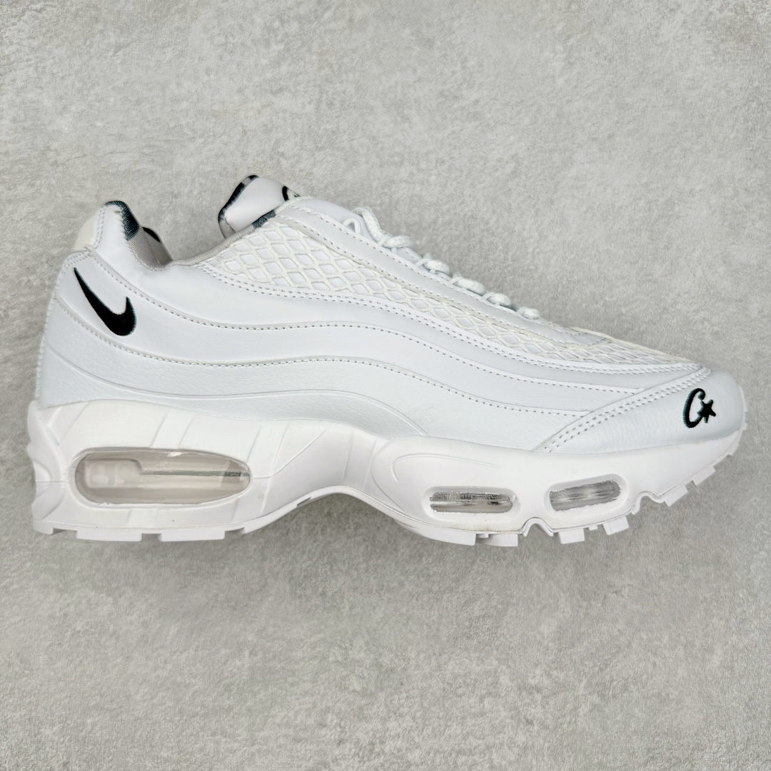 ＃WM NK Air Max 95 复古减震气垫跑鞋 FB2709-122 经典重温 外单专供大厂出品 品质稳定 一百余色 终端操作 鞋款设计灵感源于人体构造 中底设计基于人体的脊柱构造 是整体设计的核心 尼龙孔眼代表了肋骨 而分层式面板和网眼象征着肌肉纤维和肉体组织 Air Max 95采用了两个独立的吹塑成型的Air-Sole单元 并首次在前掌使用可视化气垫设计 Swoosh logo夜当作一个 点符号放在了鞋子的后帮位置 20年的发展让 AIR MAX 95有了不同的故事 20年后再度面向世人的时候 焕然一新的面貌 让人有了另外一种清新脱俗的感觉 尺码：36 37.5 38 39 40 41 42 43 44 45 46-选品中心