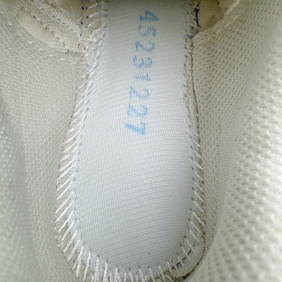 图片[10]-＃ZX Asics Gel-Kayano K14 亚瑟士系列复古舒适织物合成革减震防滑耐磨低帮休闲跑步鞋 内卷时代 纯原品质 真标价格 市场顶级版本 原装纸板楦头开发 独家私模五层组合大底 原厂定制缓震硅胶加持 原盒原配 官方四联吊牌 一比一同步原鞋工艺和用料 鞋面原厂“三明治”多层网布 区别其他同价版本 鞋垫采用原厂OrthoLite欧索莱材质 非普通海玻璃鞋垫 后跟一样采用了GEL缓震胶 整体系列设计非常的科技感 锻炼跑步的同时让你一样时尚百搭 尺码：36 37 37.5 38 39 39.5 40 40.5 41.5 42 42.5 43.5 44 44.5 45-选品中心