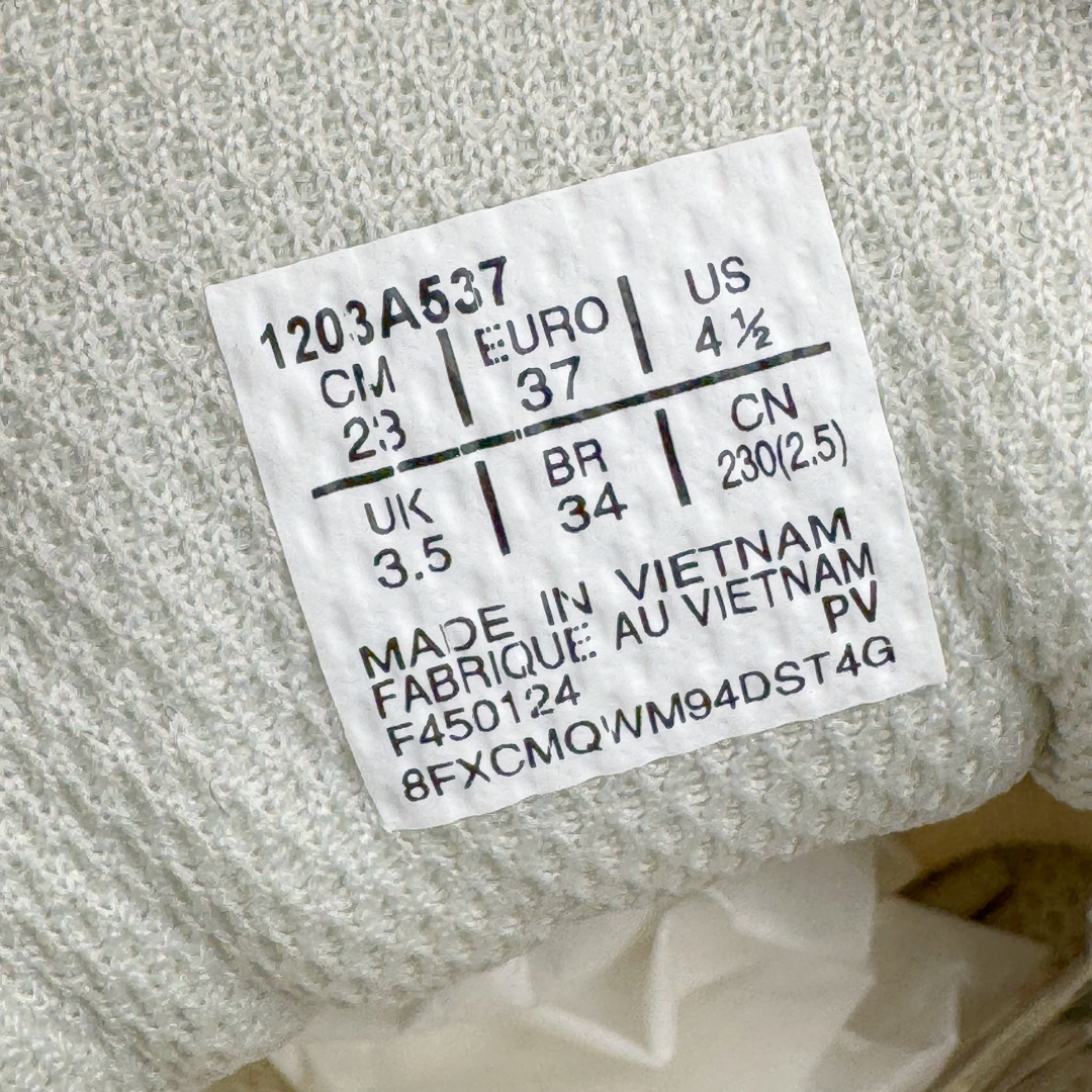 图片[11]-＃ZX Asics Gel-Kayano K14 亚瑟士系列复古舒适织物合成革减震防滑耐磨低帮休闲跑步鞋 内卷时代 纯原品质 真标价格 市场顶级版本 原装纸板楦头开发 独家私模五层组合大底 原厂定制缓震硅胶加持 原盒原配 官方四联吊牌 一比一同步原鞋工艺和用料 鞋面原厂“三明治”多层网布 区别其他同价版本 鞋垫采用原厂OrthoLite欧索莱材质 非普通海玻璃鞋垫 后跟一样采用了GEL缓震胶 整体系列设计非常的科技感 锻炼跑步的同时让你一样时尚百搭 尺码：36 37 37.5 38 39 39.5 40 40.5 41.5 42 42.5 43.5 44 44.5 45-选品中心