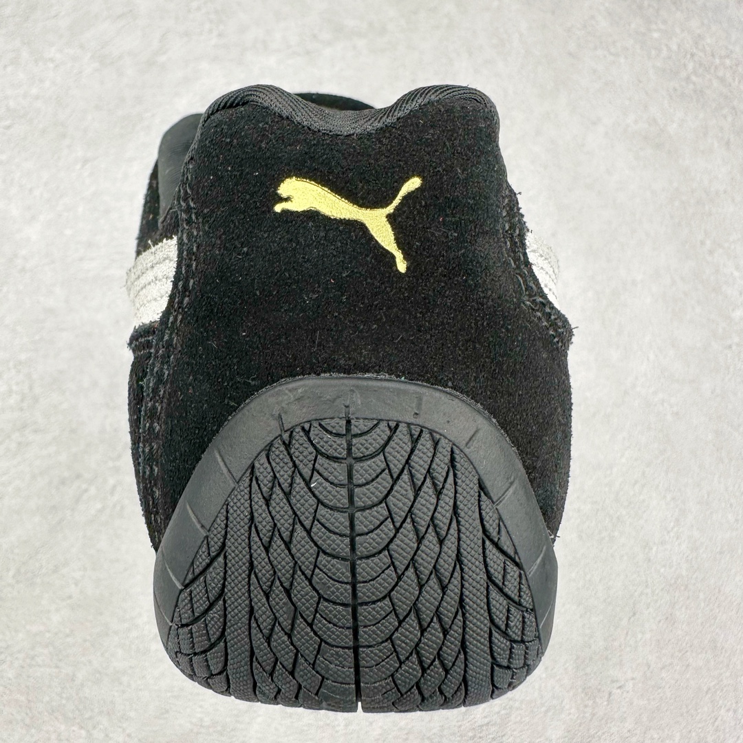 图片[8]-＃特价福利 PUMA Speedca OG 彪马极速赛车系列低帮德训风拼接复古百搭休闲运动赛车鞋 鞋款从80、90年代赛车手所穿的防火赛车鞋为原型，鞋身线条模仿了赛车的流线廓形 体现了空气动力学原理的结构 简约流畅的外观 恰好又和贯穿其中的Formstrip Logo融合恰到好处 视觉上细节丰富且协调 本次Speedcat OG鞋款归来 最大看点自然式保留了窄版鞋型以及薄底构造 这两年各品牌鞋底越做越厚 Speedcat反其道而行之 上脚几乎无鞋底的效果带来耳目一新的视觉体验 鞋面依旧是以质感细腻的麂皮材质打造 并且大面积近乎全包裹的使用 复古味道也愈发浓烈 配色上更是将最原始的黑色和红色带回 向F1赛车队的标志性队服致敬 相信让各位一眼种草的更多是出挑的大红色 上脚即可瞬间点亮整体造型 在以球鞋为核心的OOTD中脱颖而出 而另一款黑色则是低调的万金油 彰显新潮个性的同时又不喧宾夺主 也是热爱简约系穿搭朋友的首选 尺码：36 37 37.5 38 38.5 39 40 40.5 41 42 42.5 43 44 44.5 45-选品中心