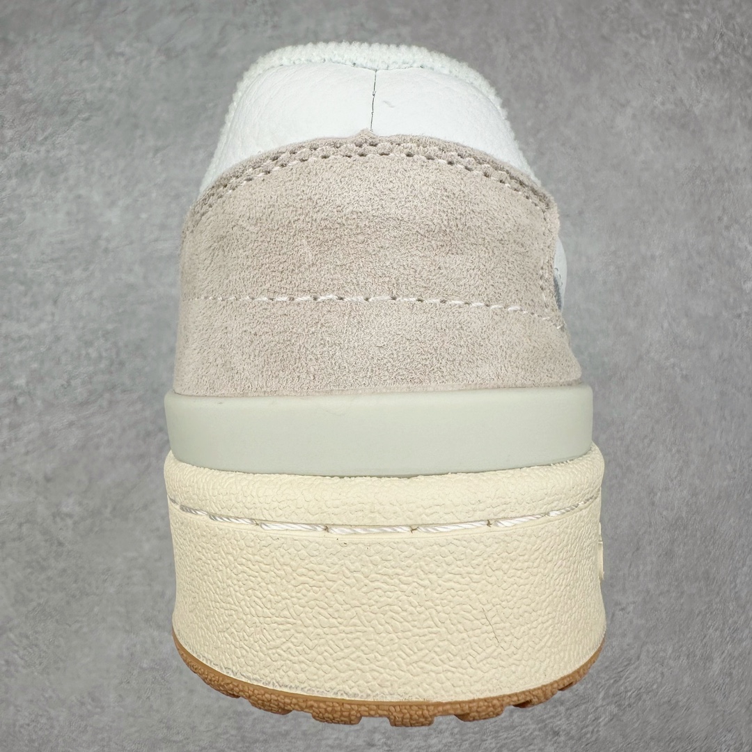 图片[8]-＃纯原特价福利 AD Forum 84 Low OG 低帮百搭潮流休闲运动板鞋 以复古篮球鞋的外形为基础 采用皮革拼接 简约百搭 更加贴合舒适 中底内侧网格造型起到点睛之笔 外底橡胶 更显复古 尺码：36 36.5 37.5 38 38.5 39 40 40.5 41 42 42.5 43 44 44.5 45-选品中心