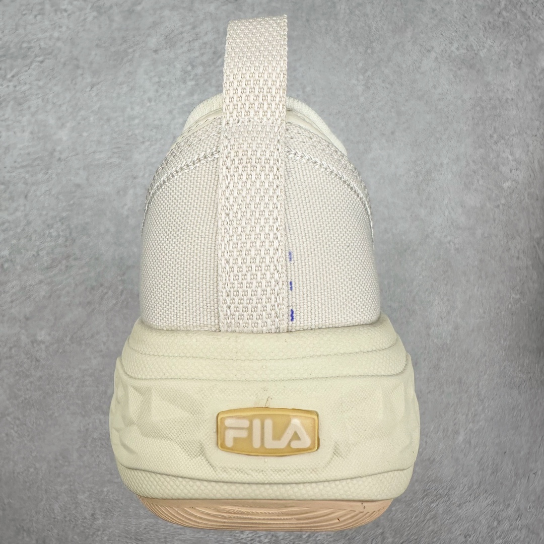 图片[8]-FILA ROCK 斐乐岩石鞋舒适百搭轻便耐磨透气减震低帮帆布鞋 FUSION 系列传承了 FILA 的百年基因，融入年轻运动及潮流文化，成为引领变革、创新突破的一代。以“1+N” 的跨界合作模式重现经典的同时创造经典。带来最出其不意的跨界合作惊喜。同时，FILAFUSION把FILA 的 DNA 融入到定制体验里，你可以随心制造厲于你的产品。FILA FUSION 的鞋家族涵盖了老爹鞋、跑步鞋、网球鞋、季节款。风格复古新潮，满足了时尚人士出行及各类运动的搭配需求，成为当下年轻人筷拥的鞋类品牌之一。FILA FUSION 走进年轻人的世界，通过年轻人运动，街舞，滑板，篮球，展现 FILA FUSION 的潮流态度和年轻文化。FILA FUSION 认为末来属于引领变革、创新突破的年轻一代，让我们一起构成 FILA 未来的蓝图吧！尺码：35.5 36 36.5 37.5 38 38.5 39 40 40.5 41 42 42.5 43 44 44.5 45 45.5-选品中心